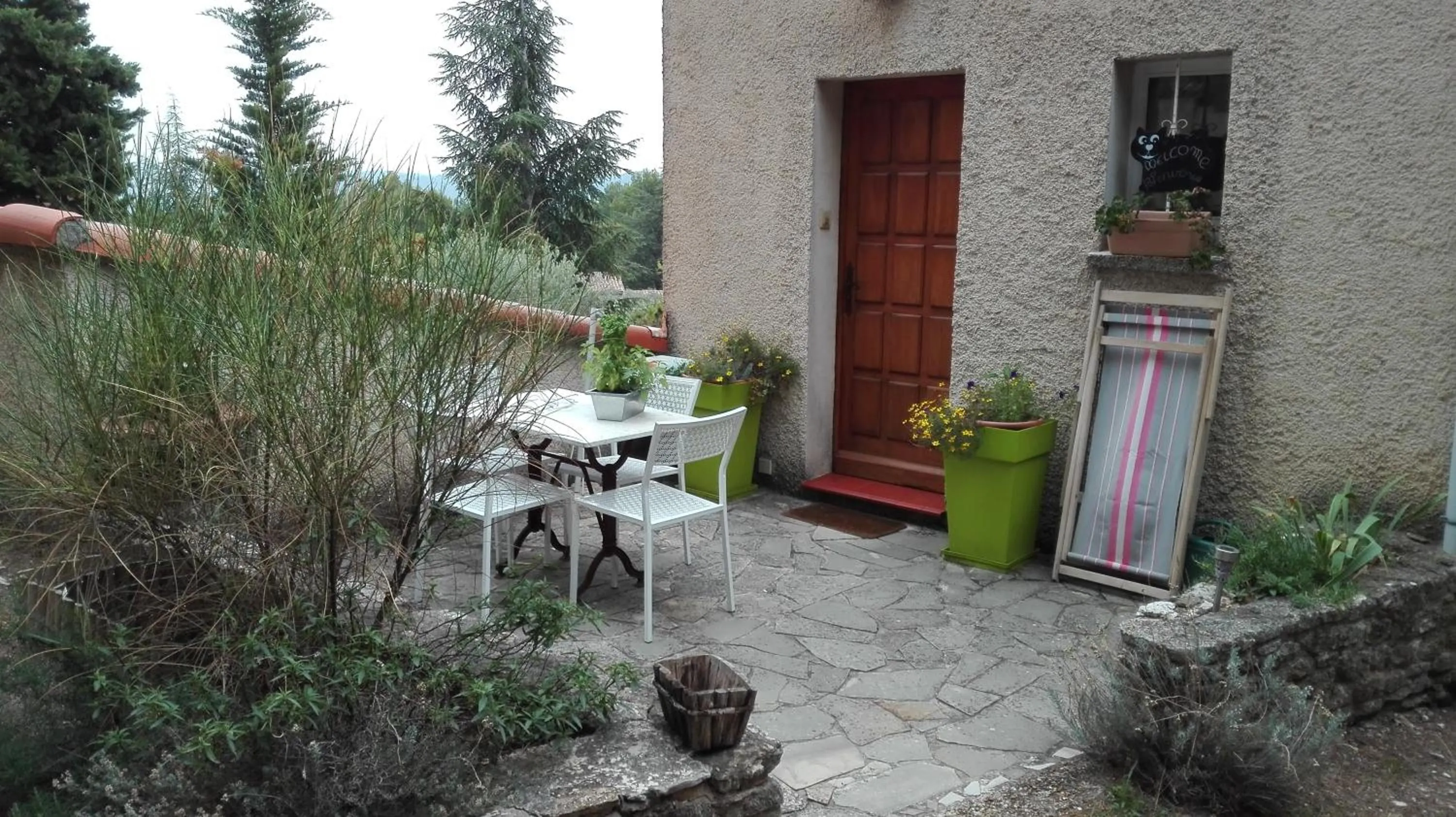 Facade/entrance in La Petite Maison de Marie Louise