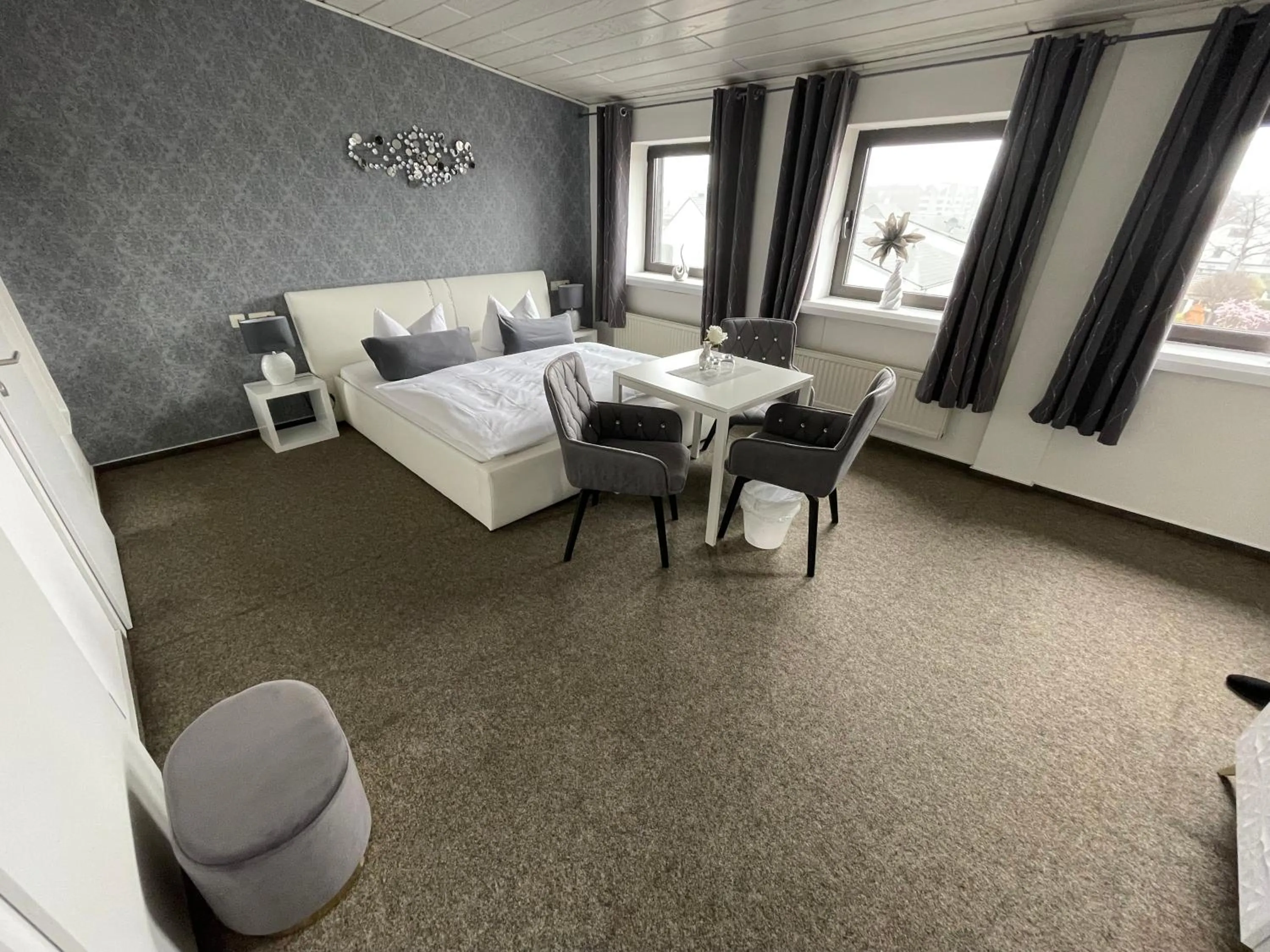 Bed in Hotel Schwanenburg