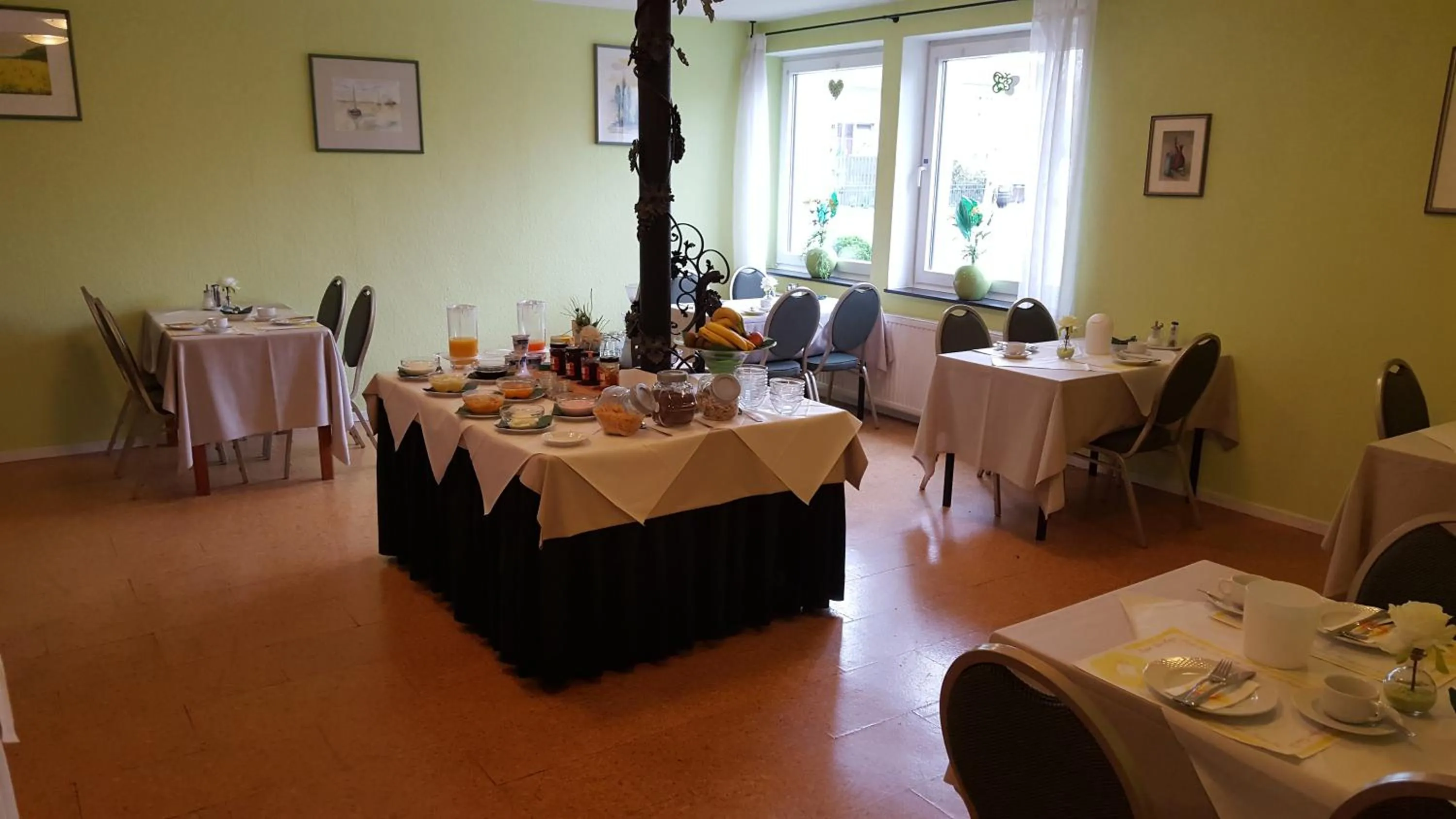 Food and drinks in Hotel Schwanenburg