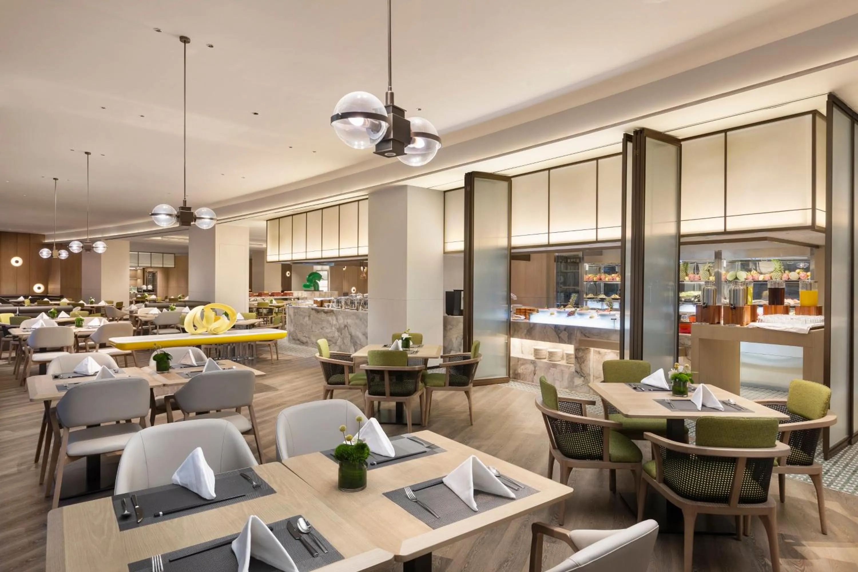 Breakfast in Holiday Inn Xianyang Shuangzhao Lake by IHG