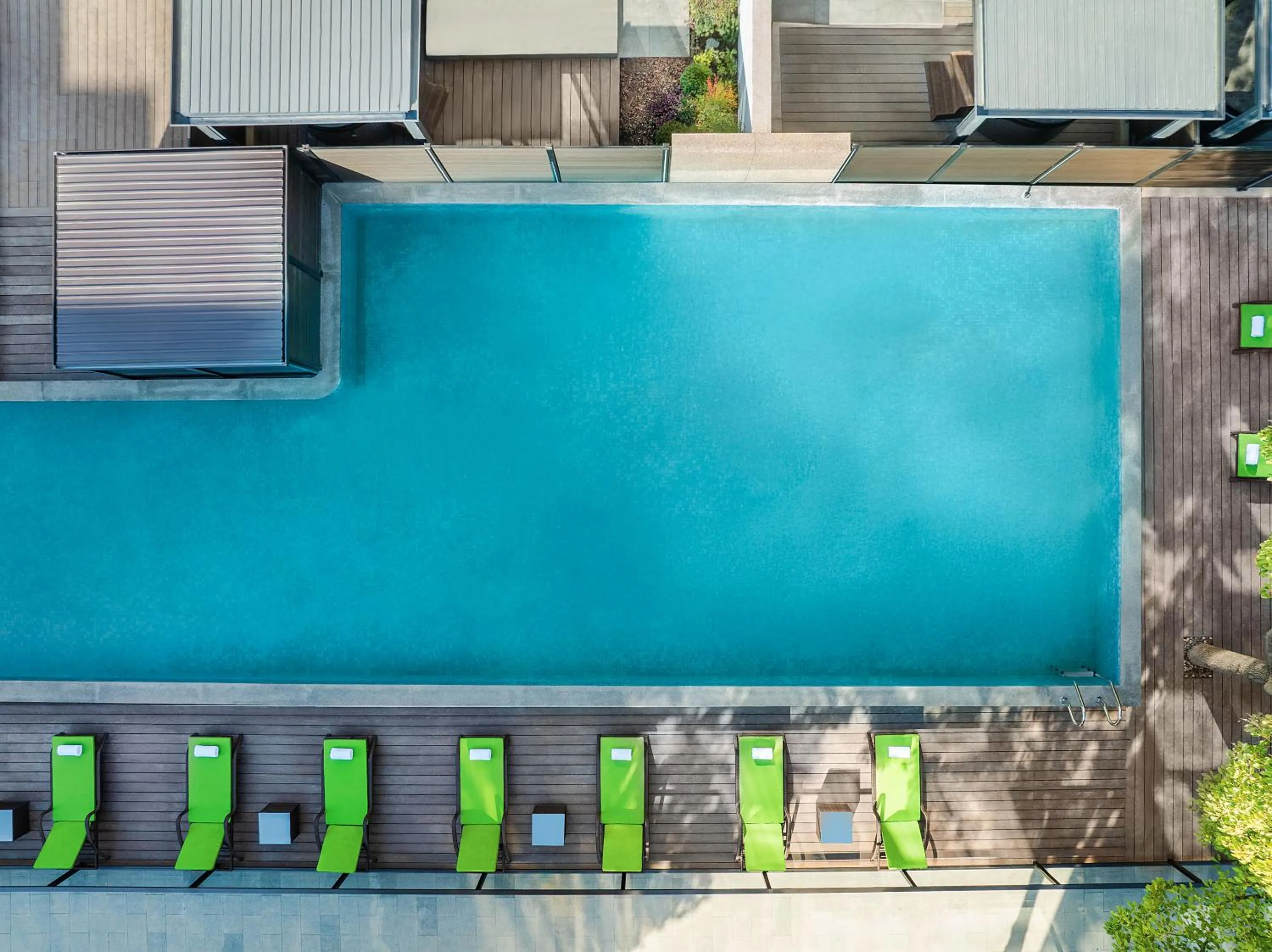 Day in Holiday Inn Shanghai Tourism Zone by IHG