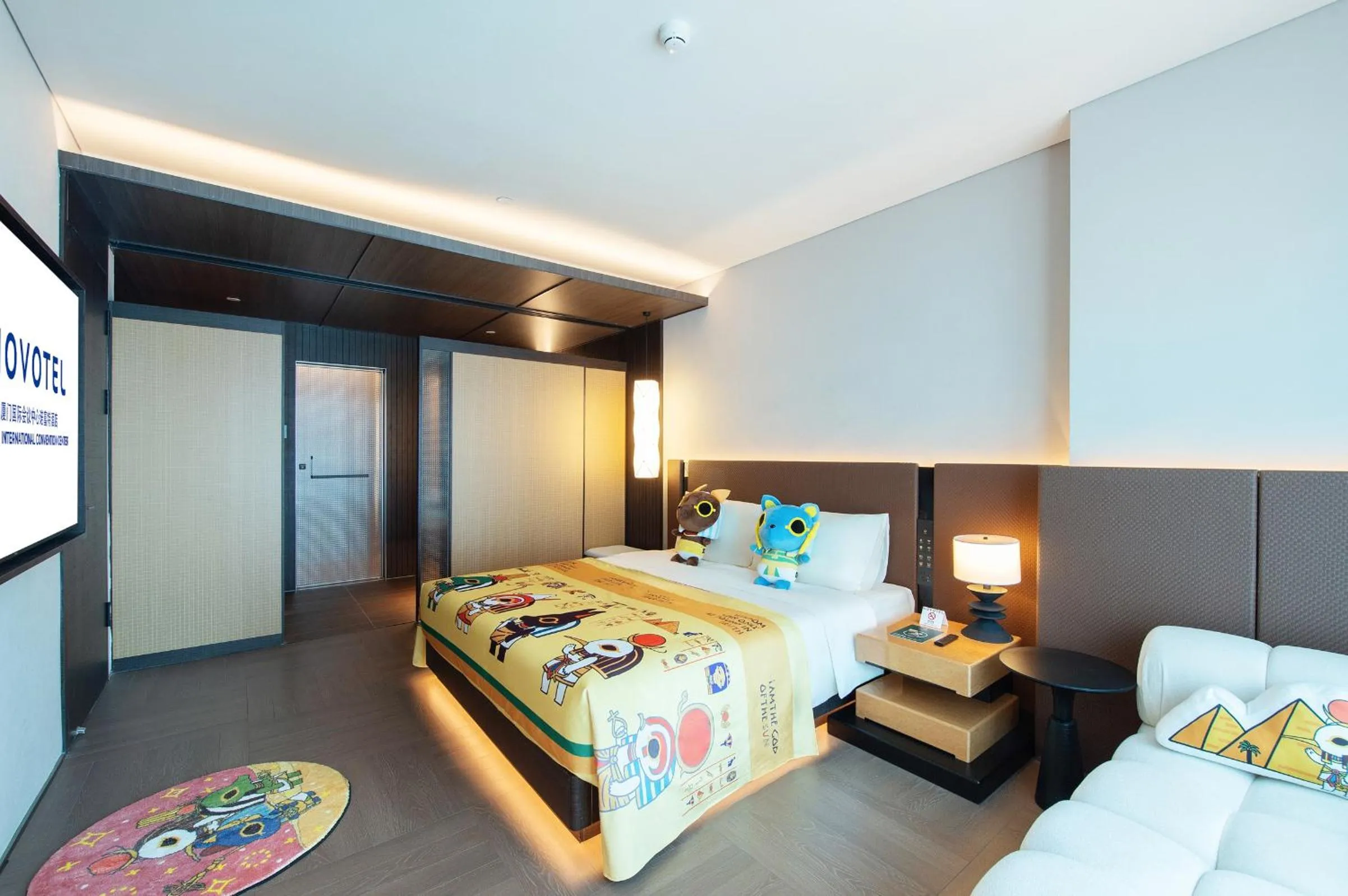 Bedroom, Bed in Novotel Xiamen International Convention Center