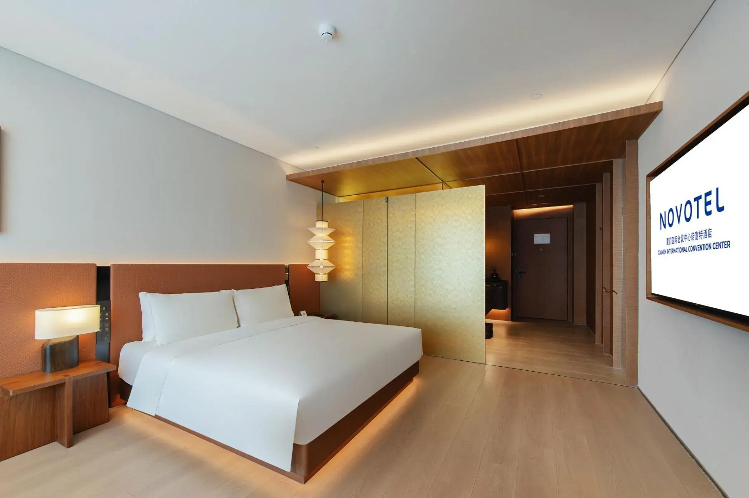 Executive Double Room with Sea View in Novotel Xiamen International Convention Center Executive Double Room with Sea View in Novotel Xiamen International Convention Center