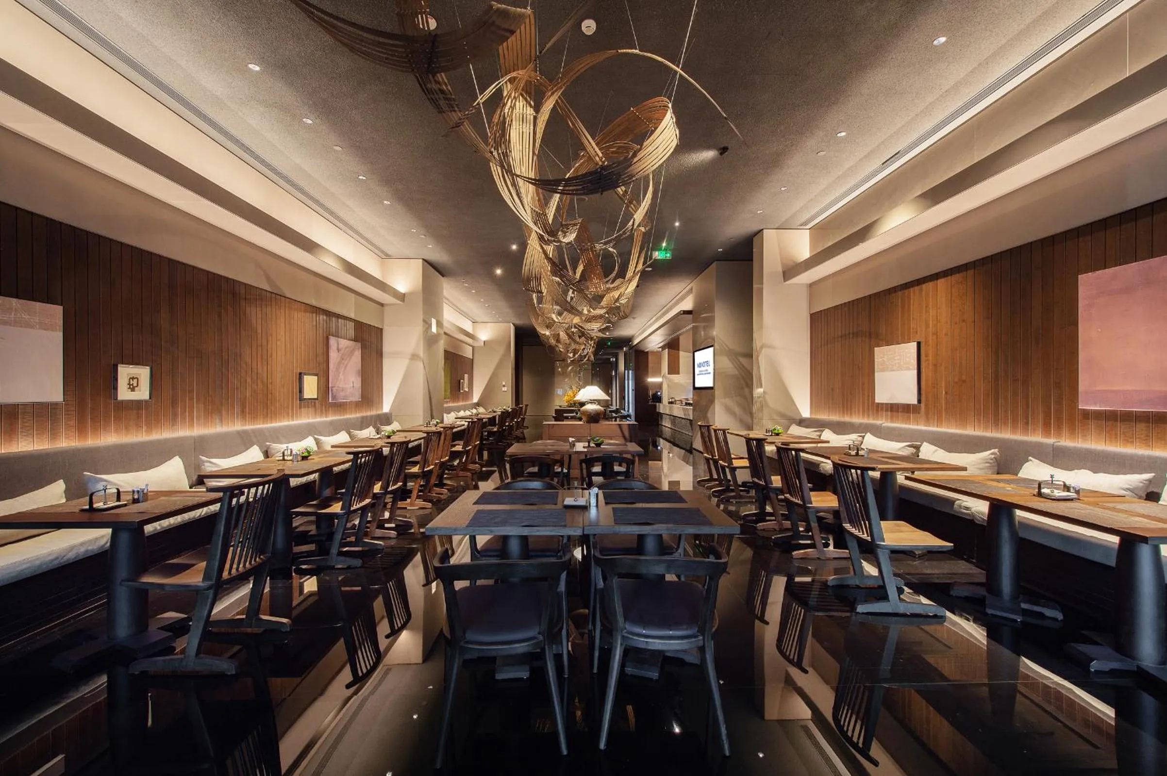 Restaurant/places to eat in Novotel Xiamen International Convention Center