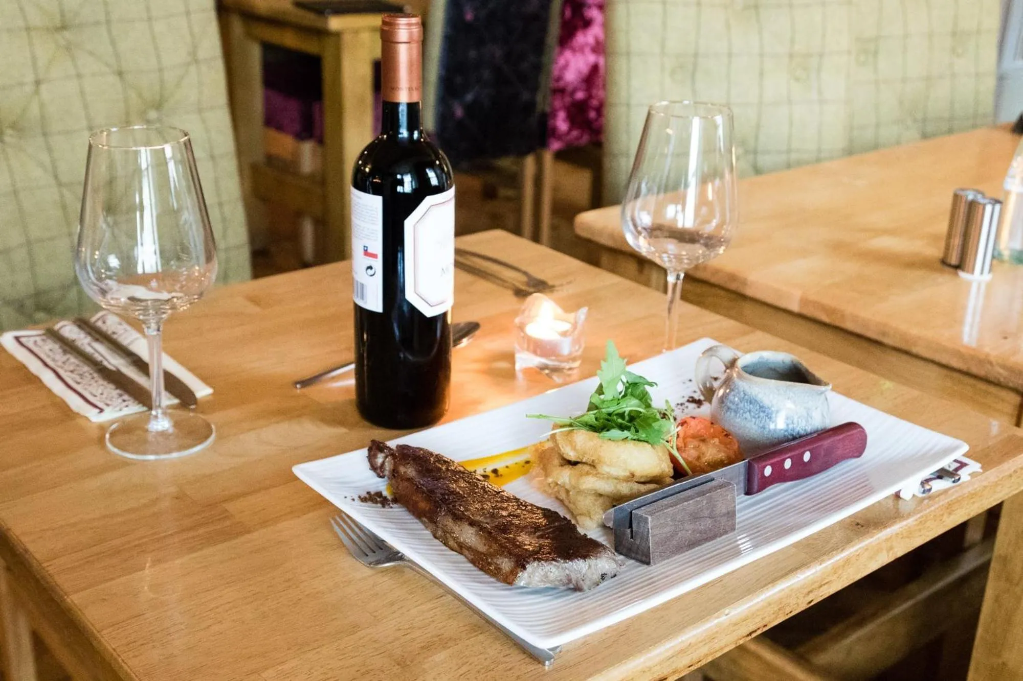 Restaurant/places to eat in The Tailor's House Guest Rooms