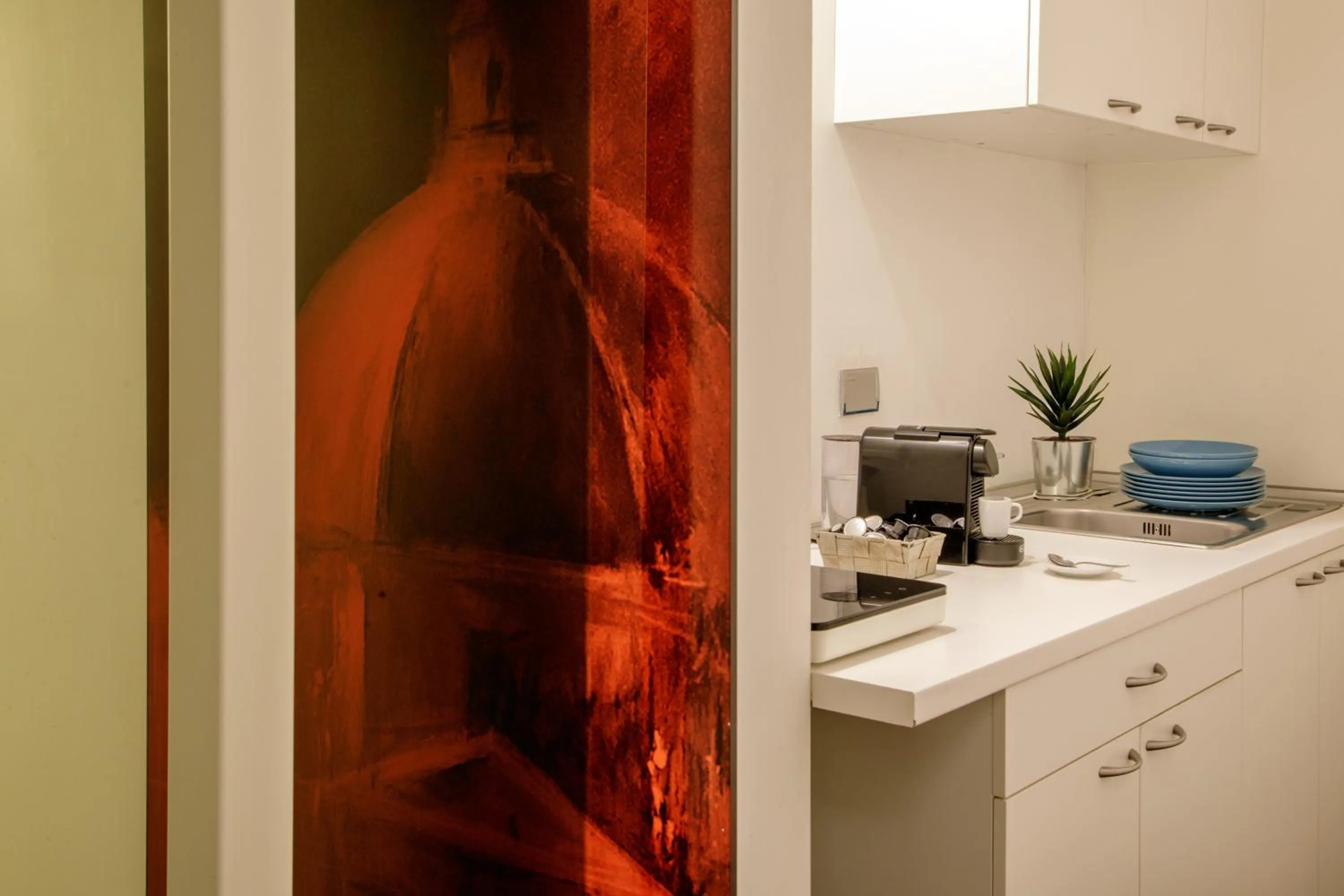 Coffee/tea facilities in The Right Place 4U Navona Luxury Rooms