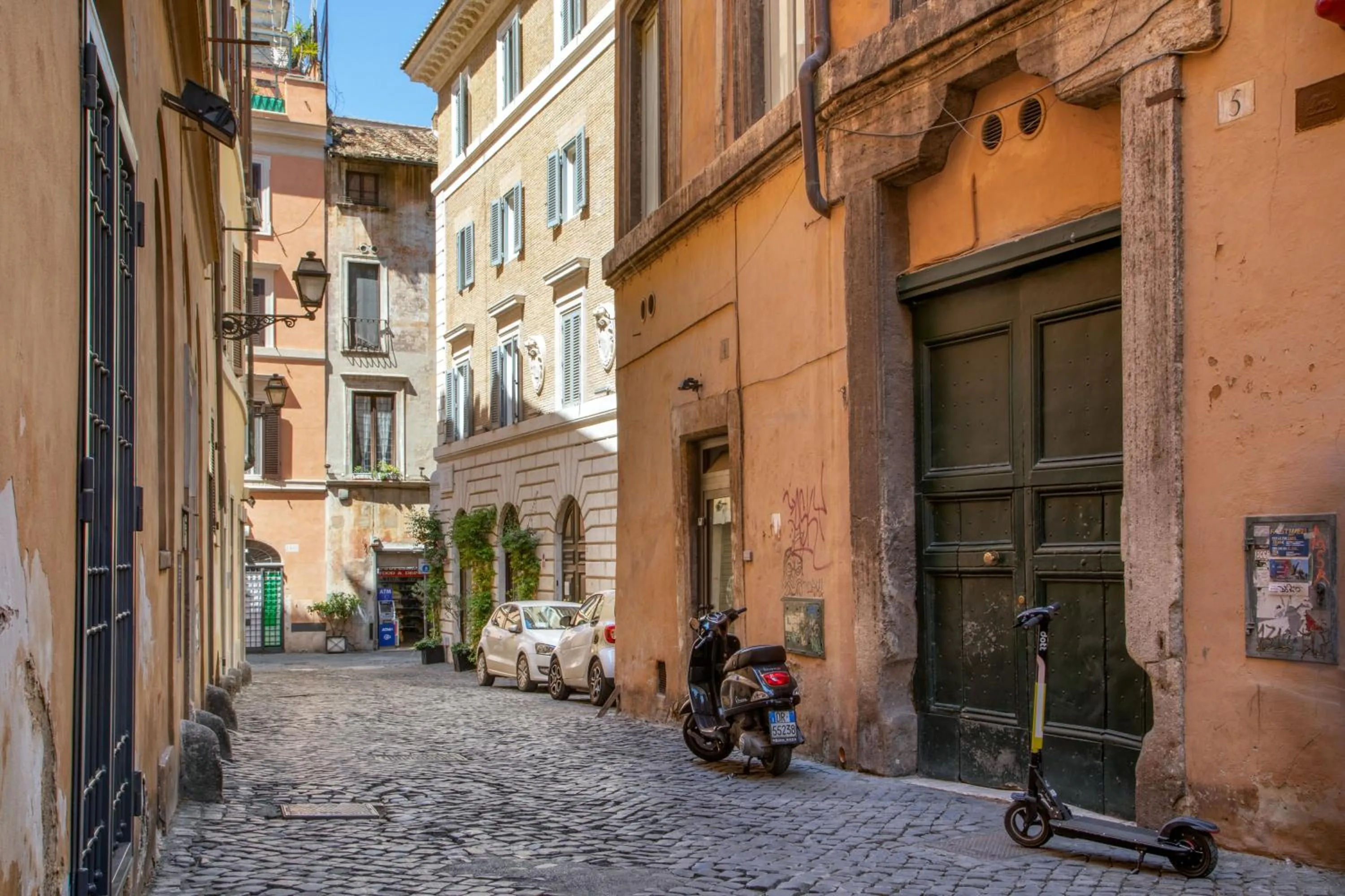 Property building in The Right Place 4U Navona Luxury Rooms