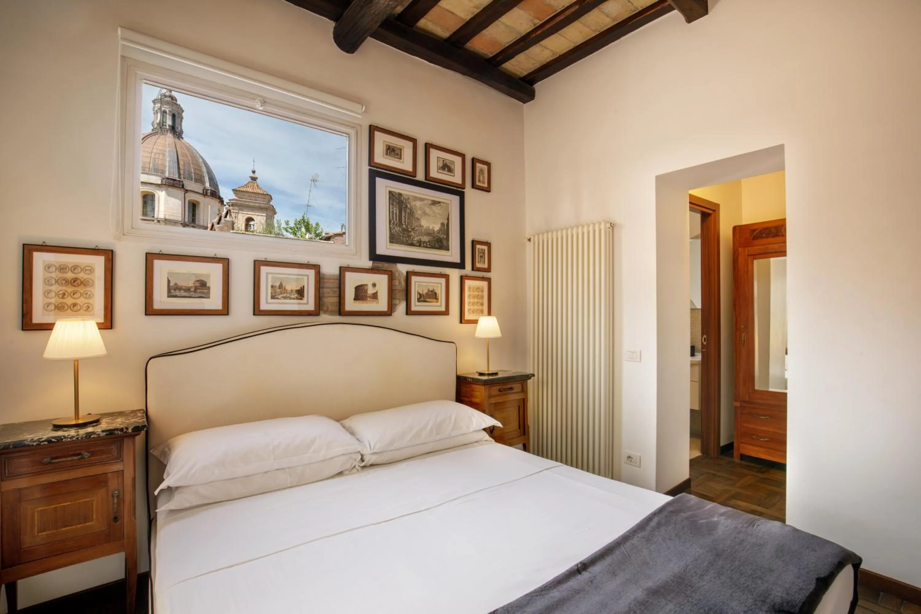 Nearby landmark, Bed in The Right Place 4U Navona Luxury Rooms