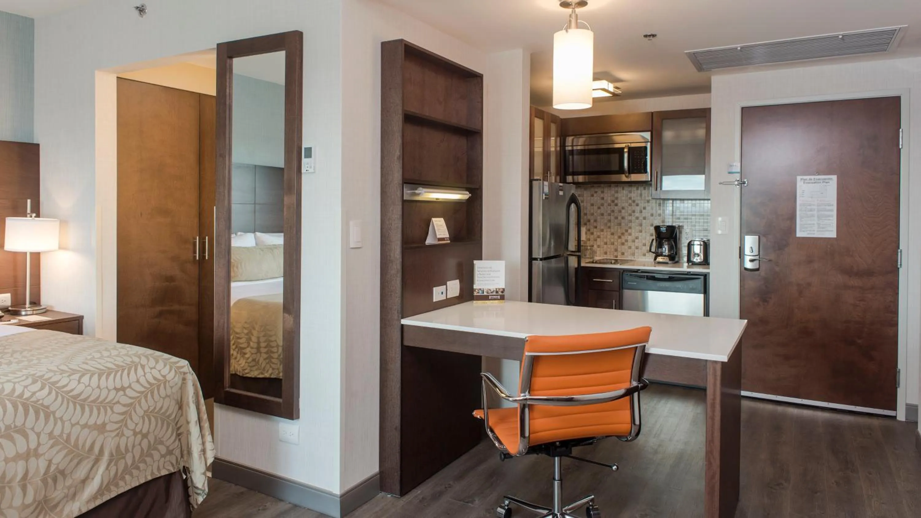 Photo of the whole room, Bed in Staybridge Suites Puebla by IHG