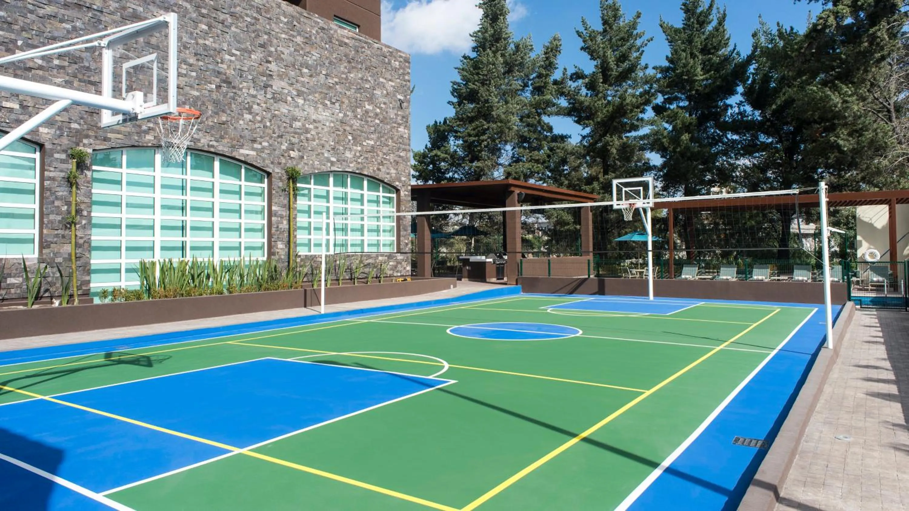 Lobby or reception in Staybridge Suites Puebla by IHG