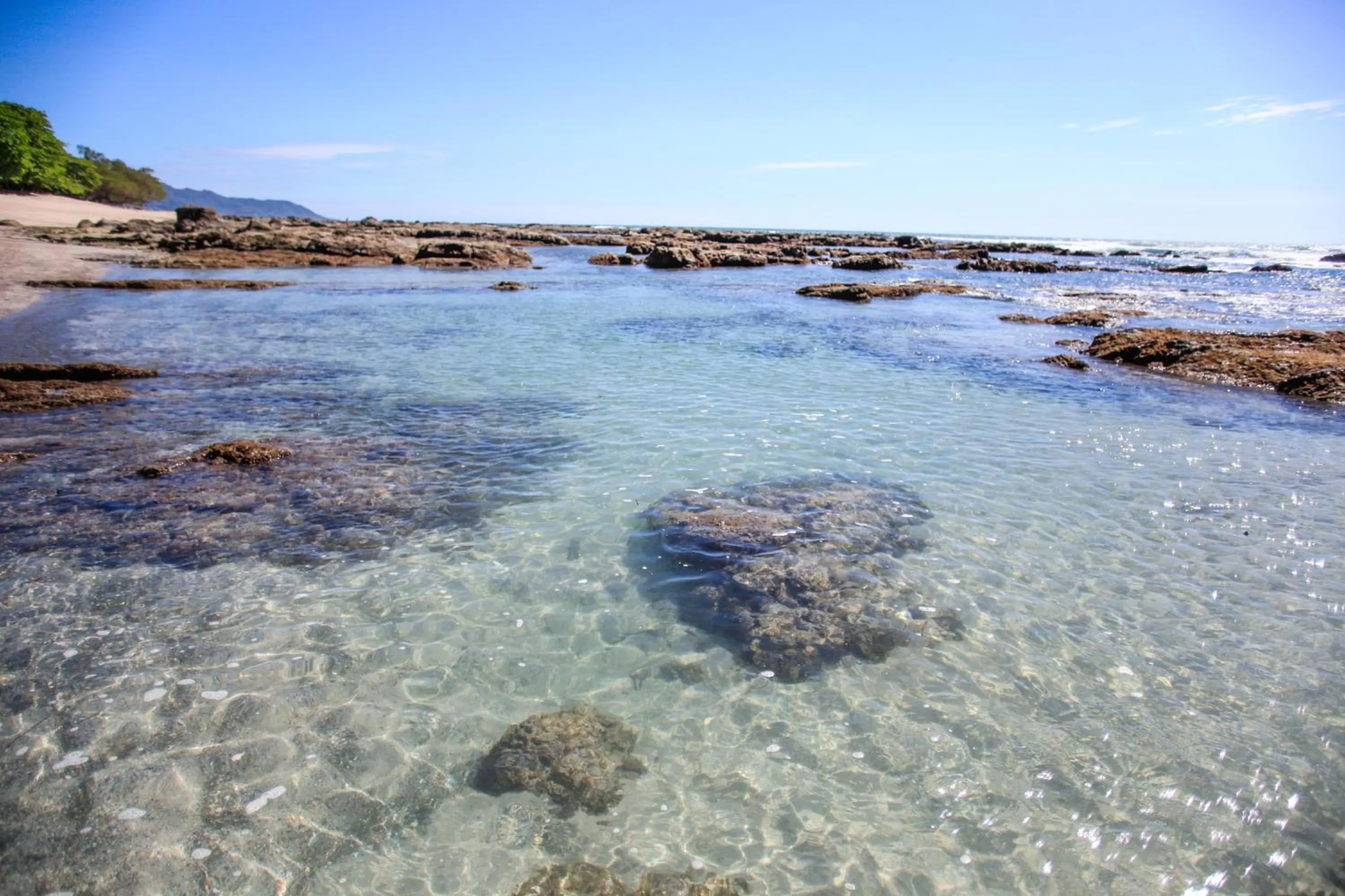 Beach in Makanas Beach Bungalows