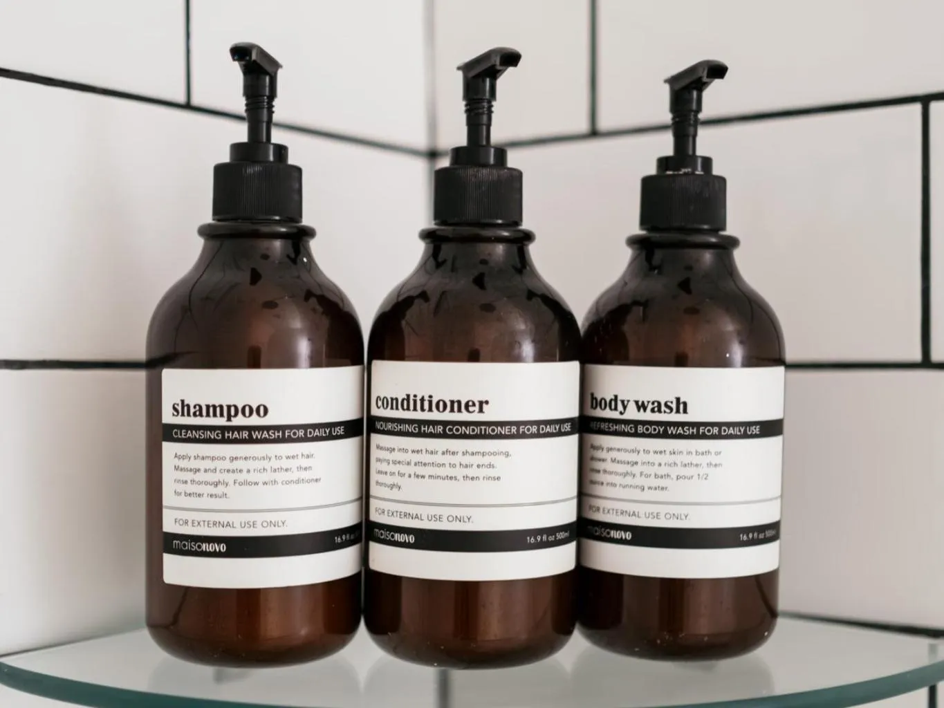 Bathroom in Makanas Beach Bungalows