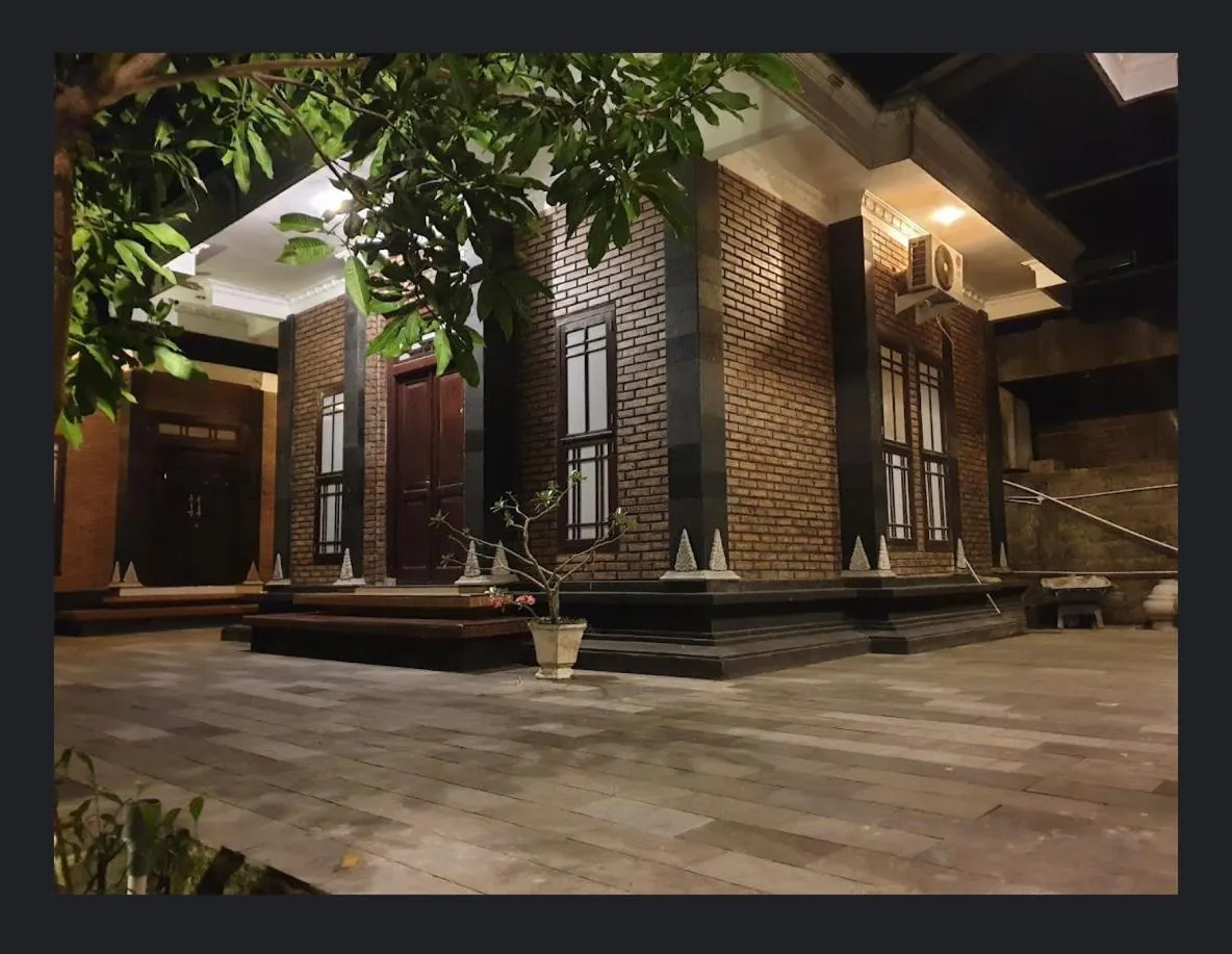 Property building in Lotus 2 Guest House