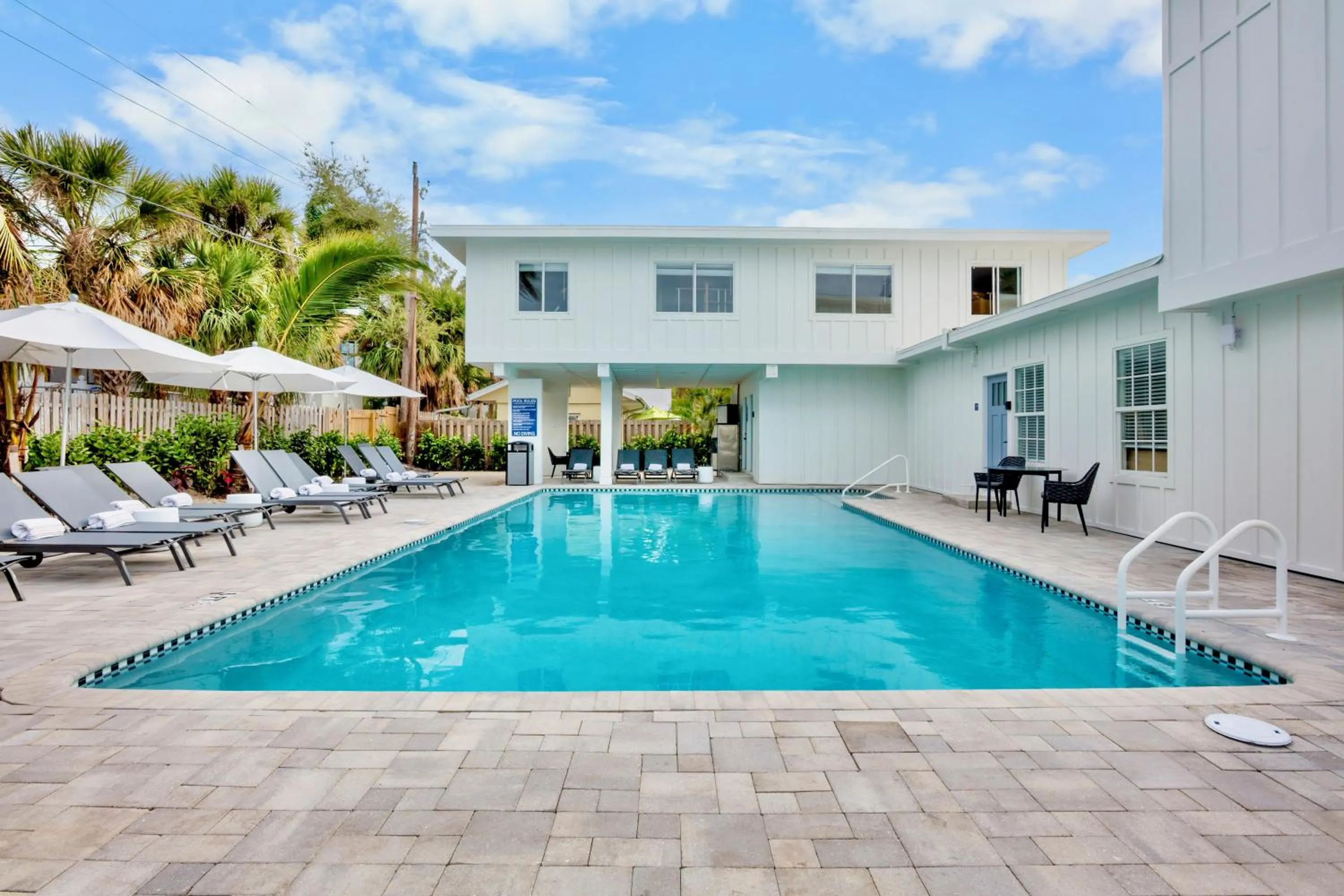 Property building in Azul Resort Siesta Key