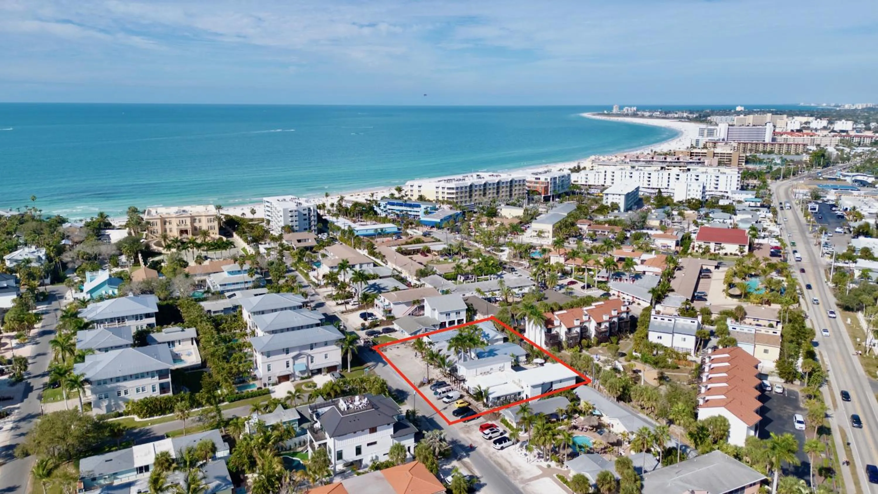 Property building in Azul Resort Siesta Key