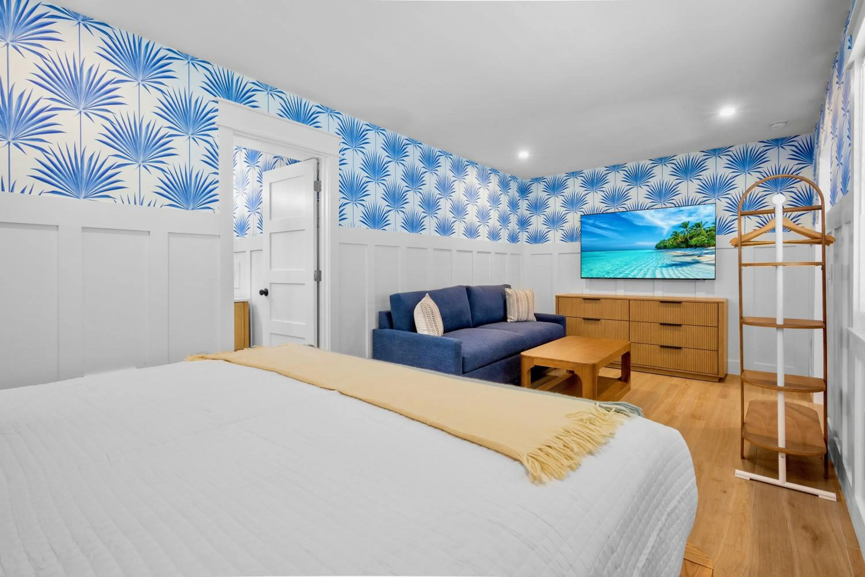 TV and multimedia, Bed in Azul Resort Siesta Key