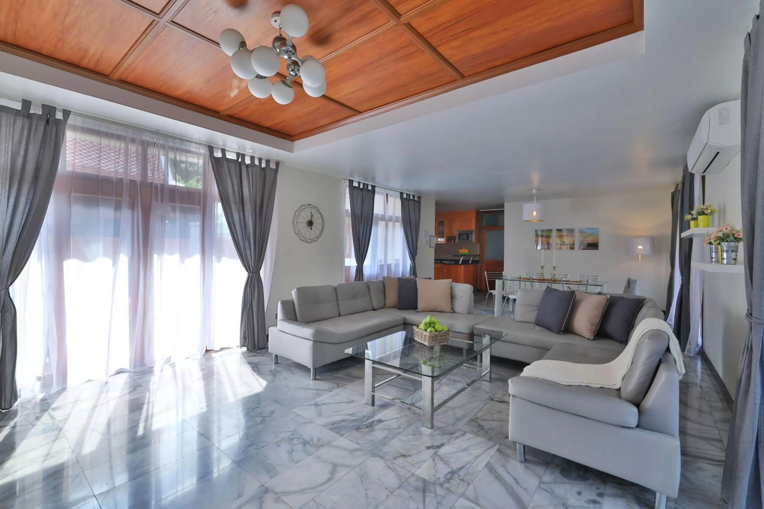 Siam Pool Villa Pattaya