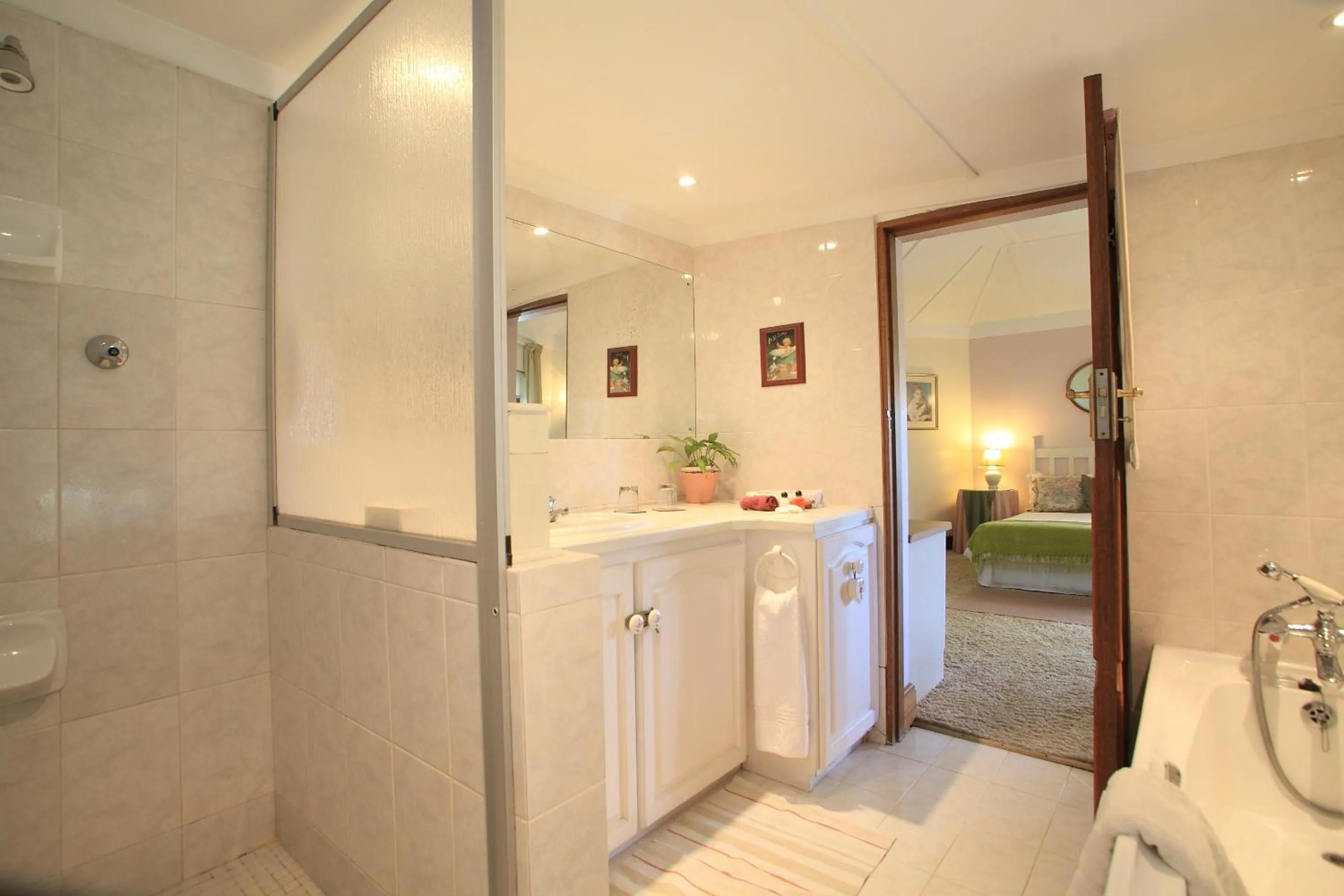 Day in Mont Fleur B&B