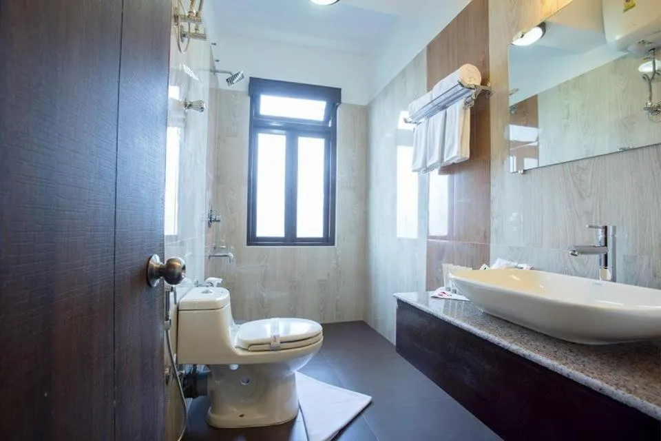 Bathroom in New Orchid Lords Inn Gangtok