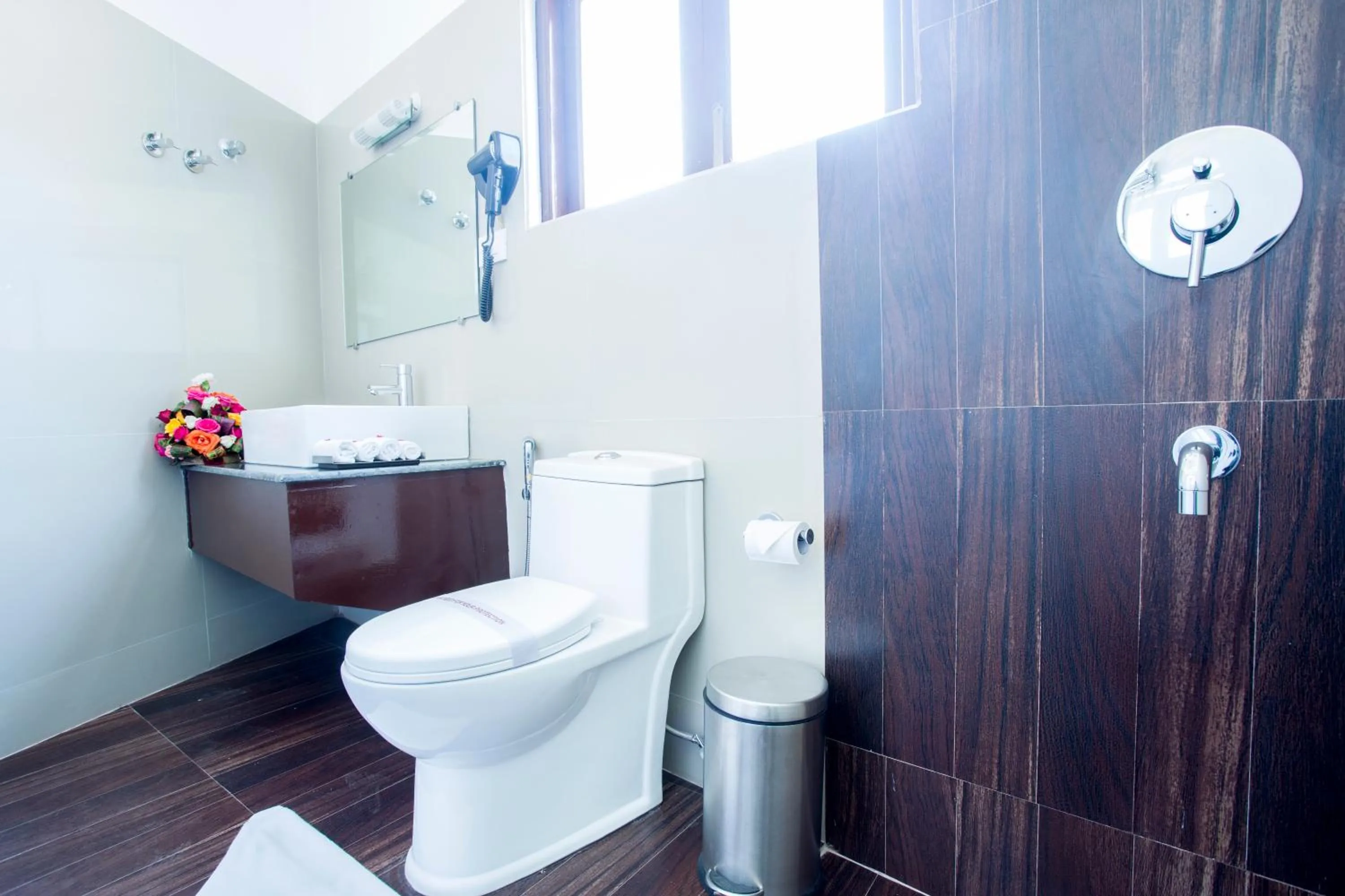 Bathroom in New Orchid Lords Inn Gangtok