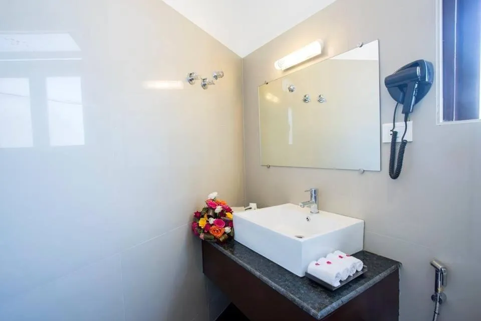 Bathroom in New Orchid Lords Inn Gangtok