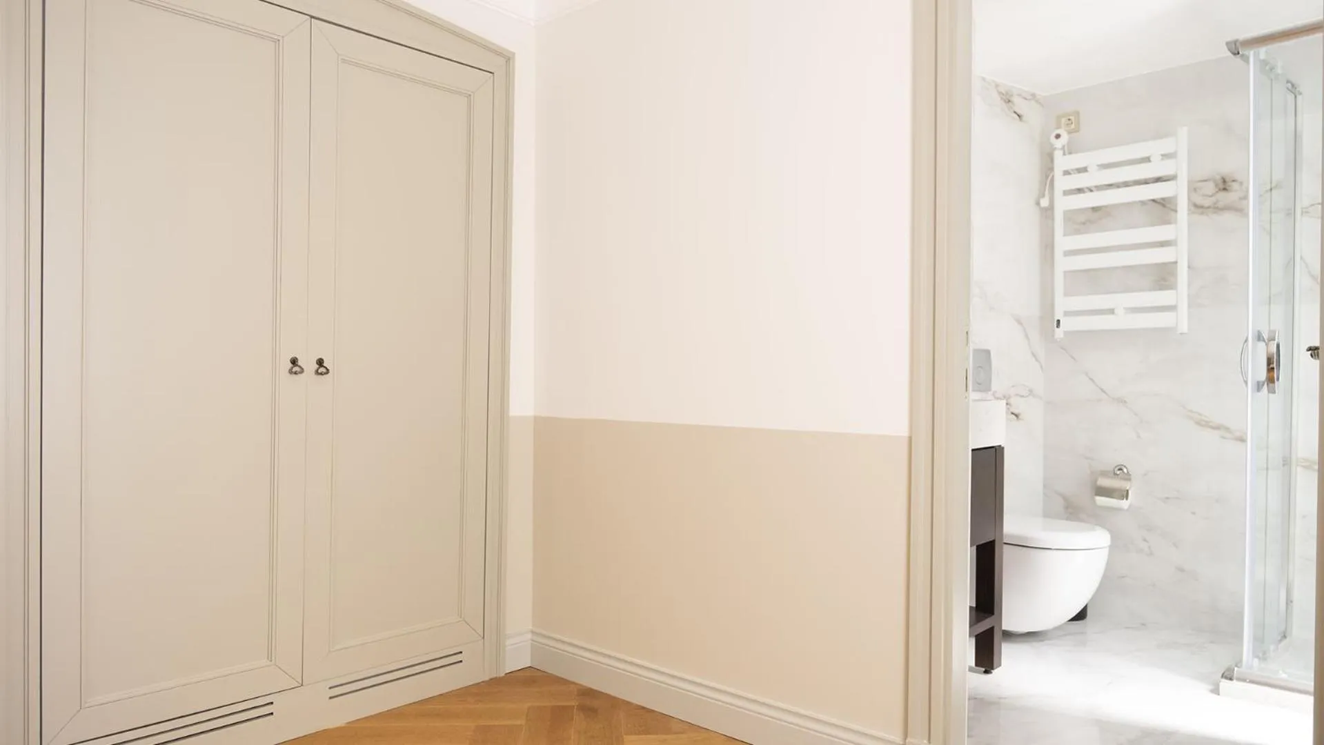 Shower in Ishak Pasa Palace by Joyway Hotels