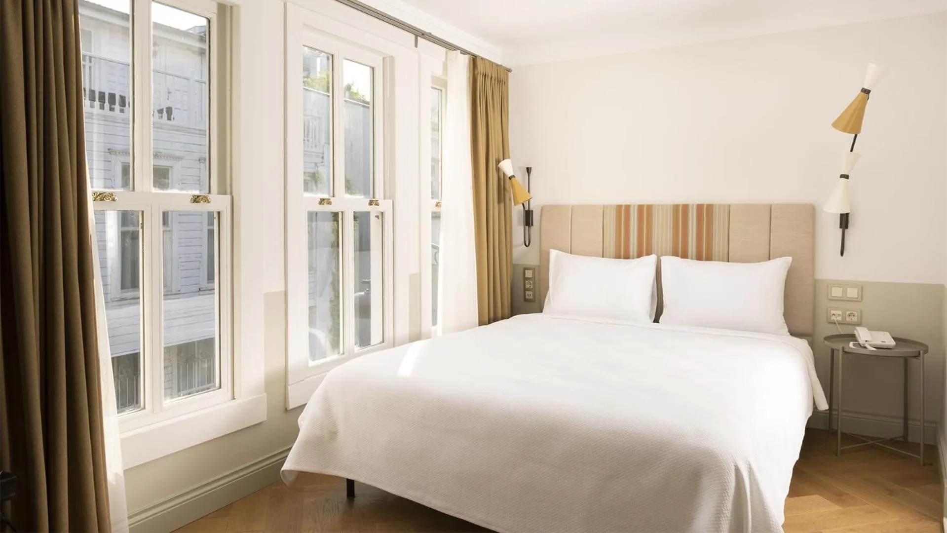 Bed in Ishak Pasa Palace by Joyway Hotels