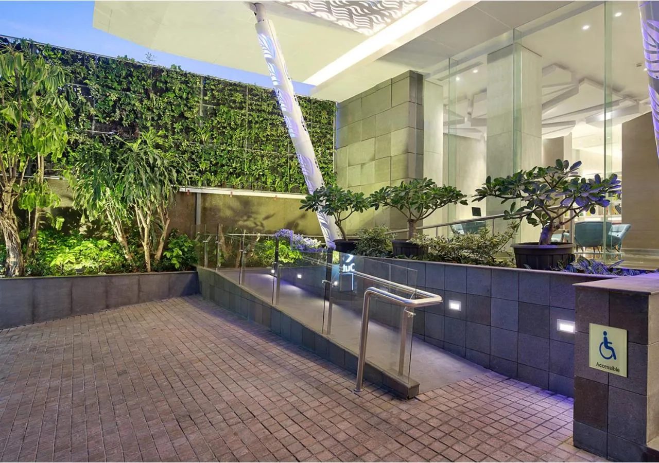 Property building in Holiday Inn Express Jakarta Wahid Hasyim by IHG