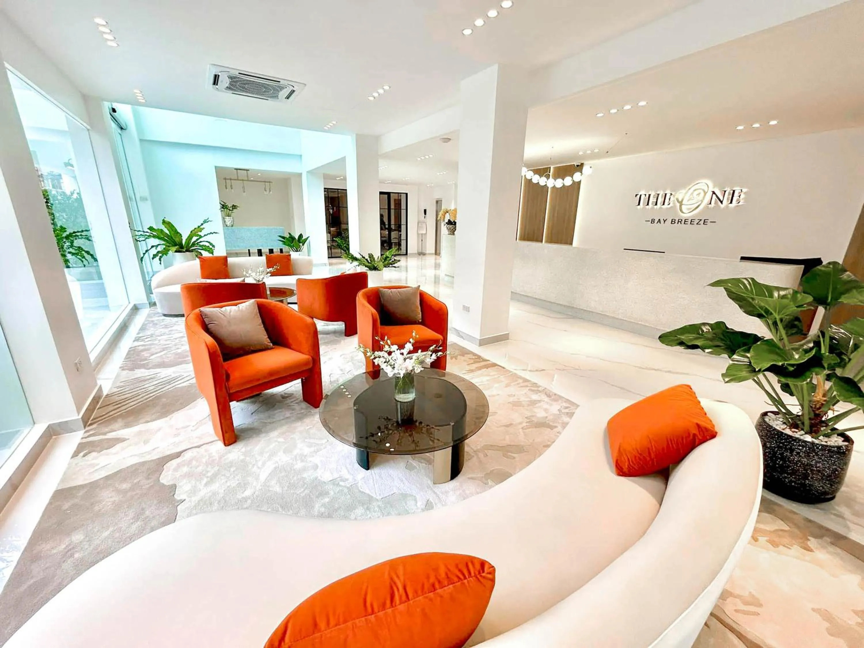 Lobby or reception in The One Bay Breeze