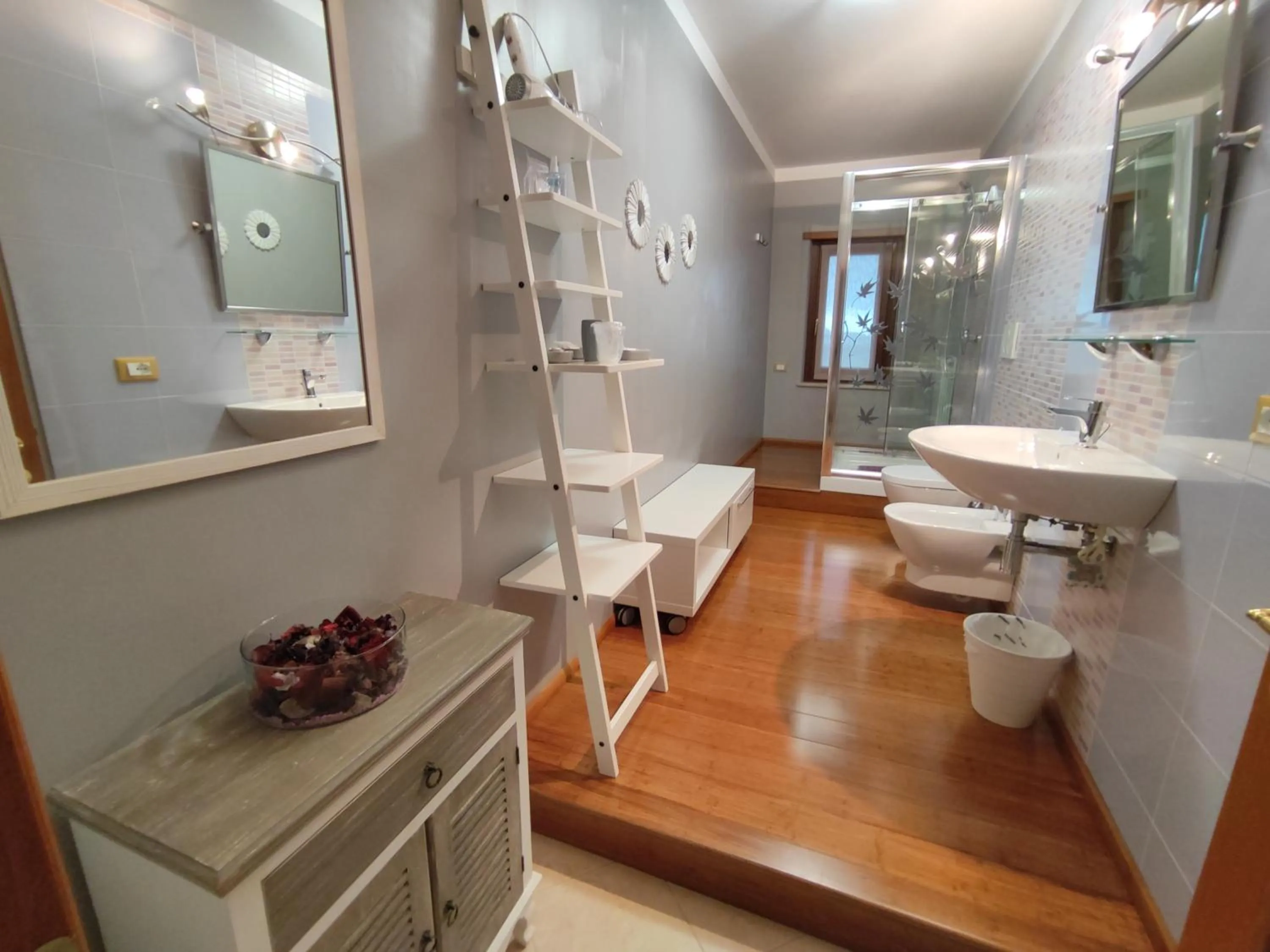 Bathroom in Il Giardino delle Zagare