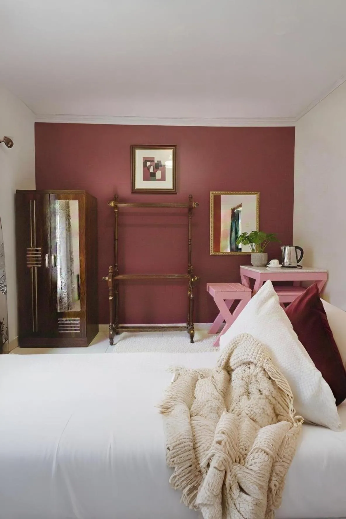 Bed in Windy's Leisure Villa