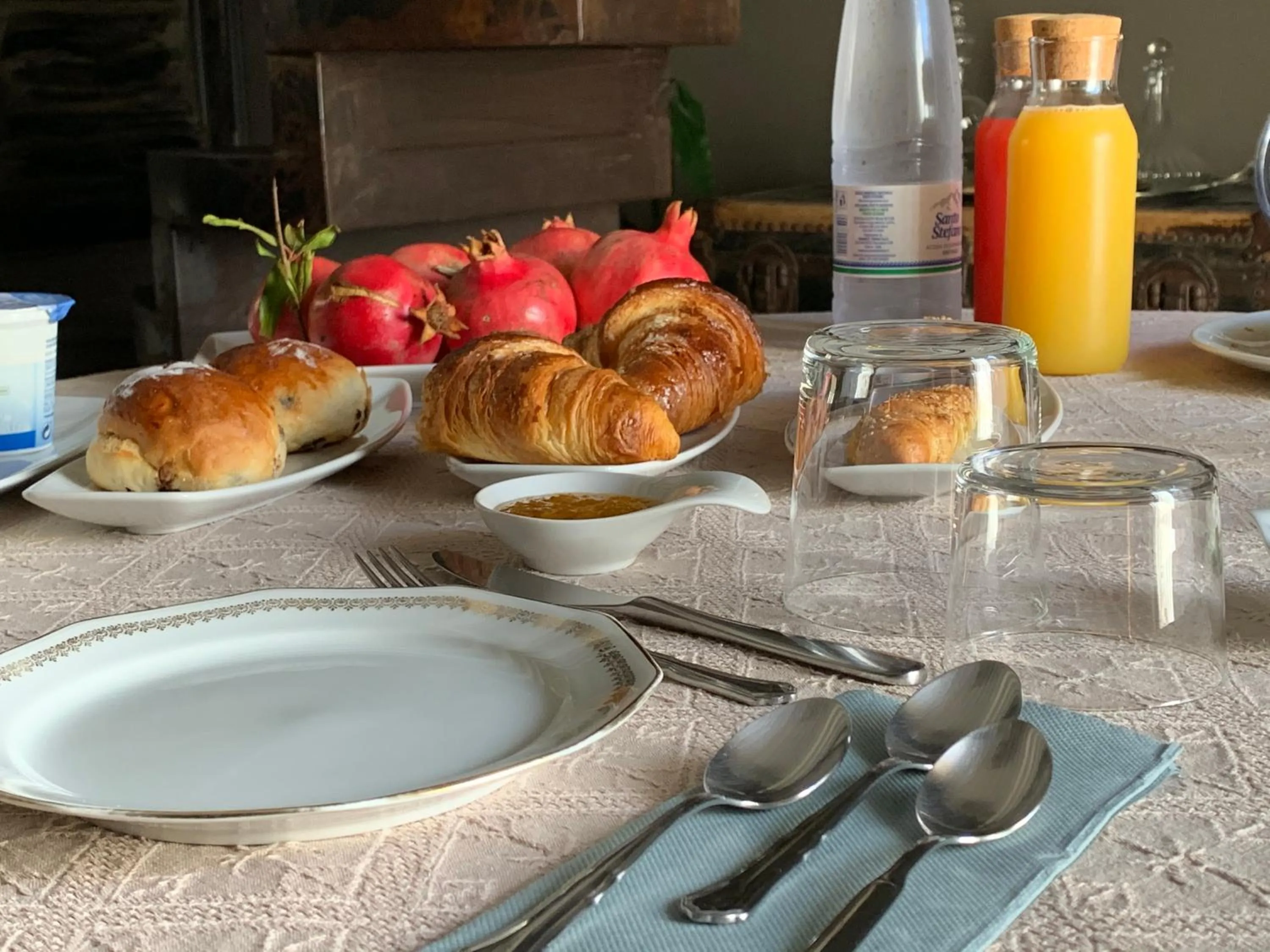 Breakfast in B&B Mugnos Charme Living