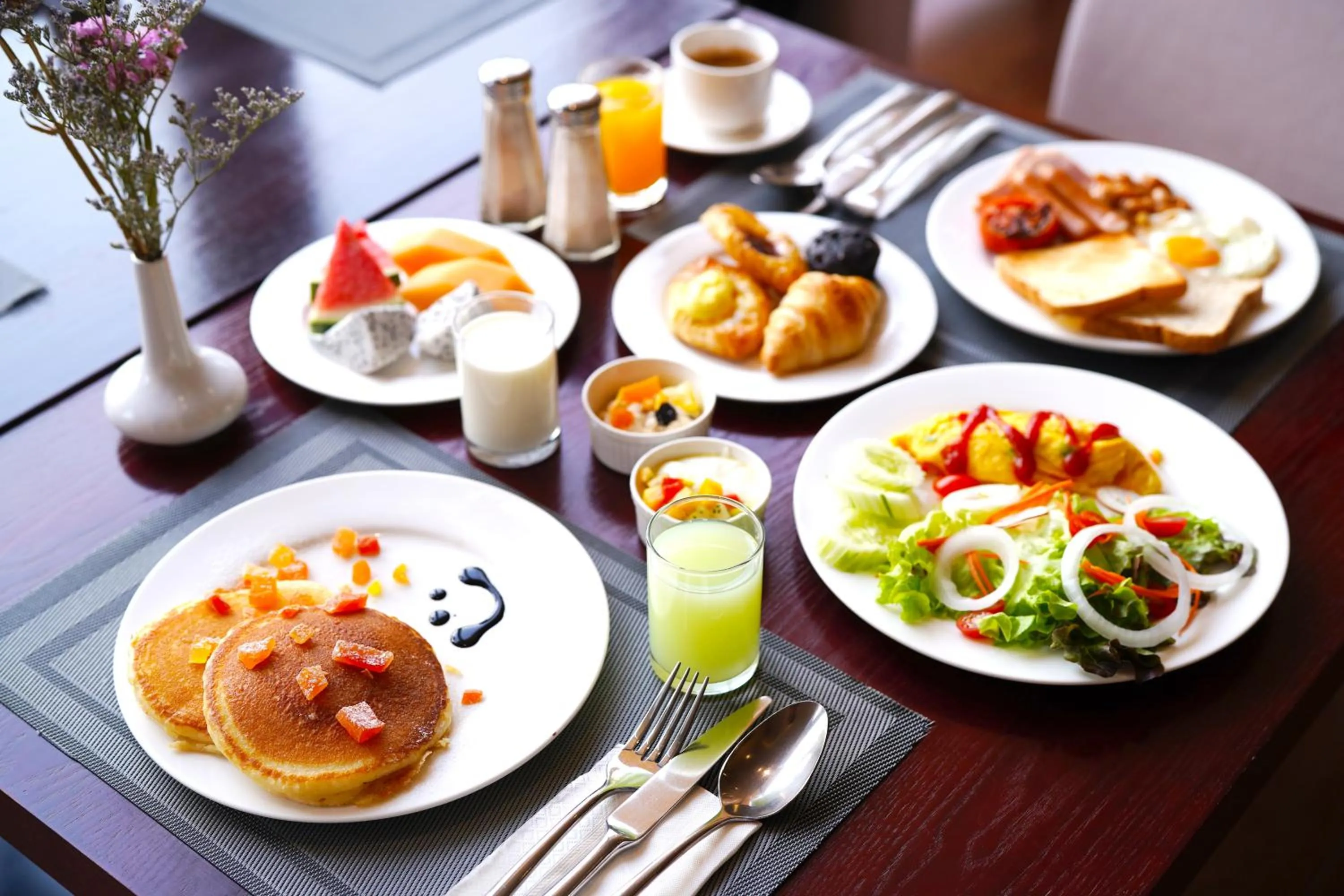 Breakfast in Best Western Plus Wanda Grand Hotel