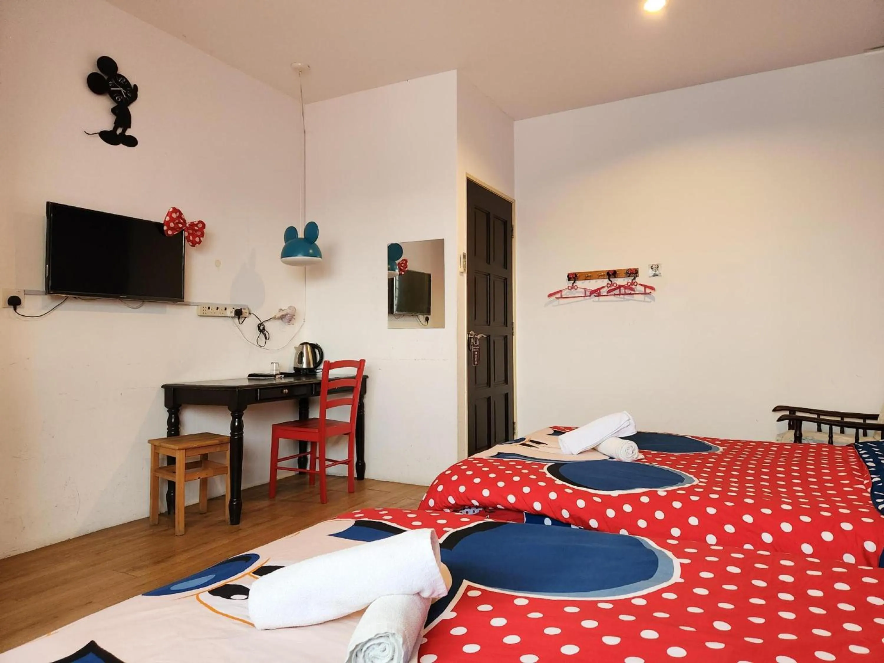 Photo of the whole room in Hotel O Elephant House Boutique Hotel