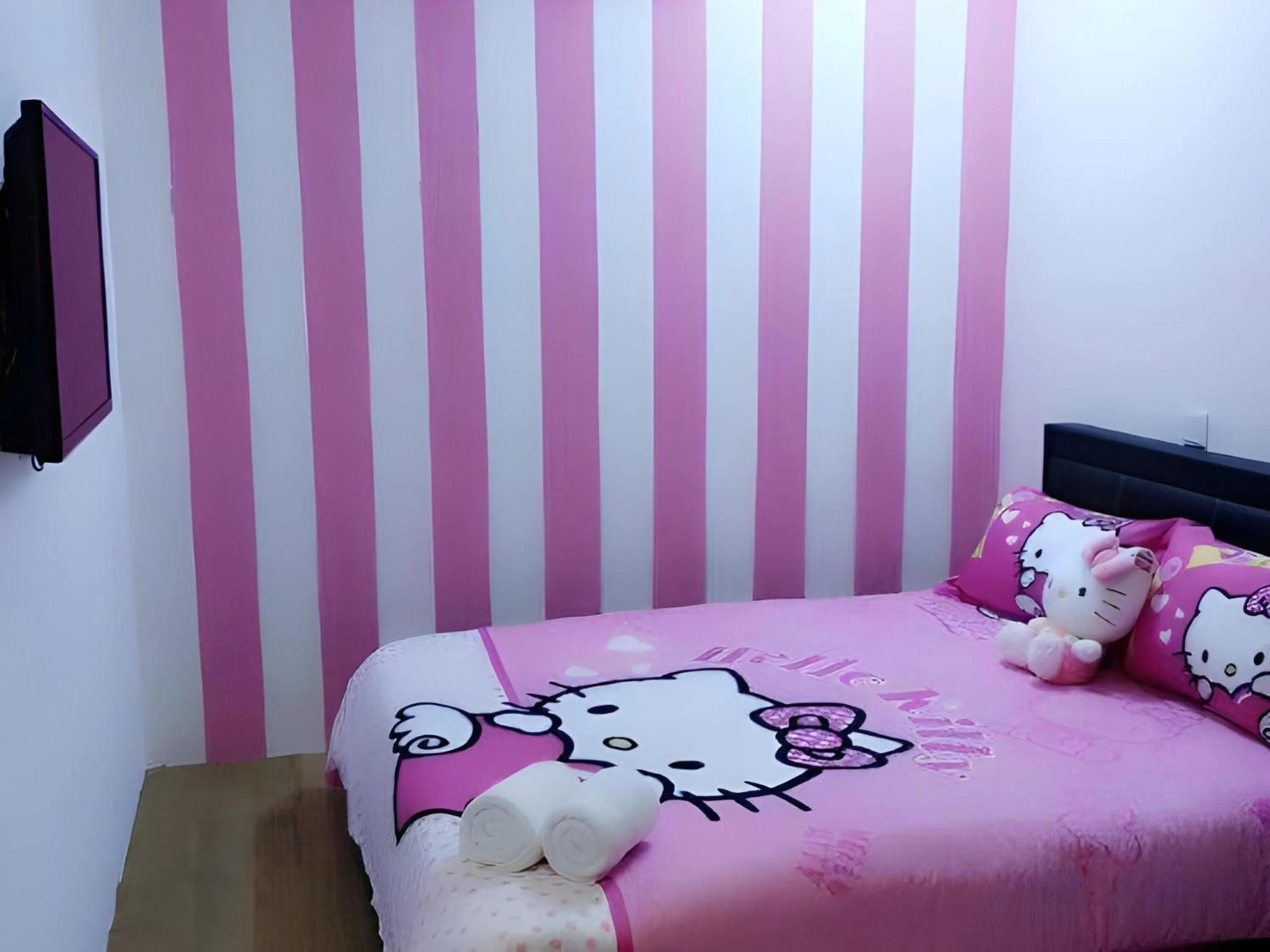 Photo of the whole room in Hotel O Elephant House Boutique Hotel