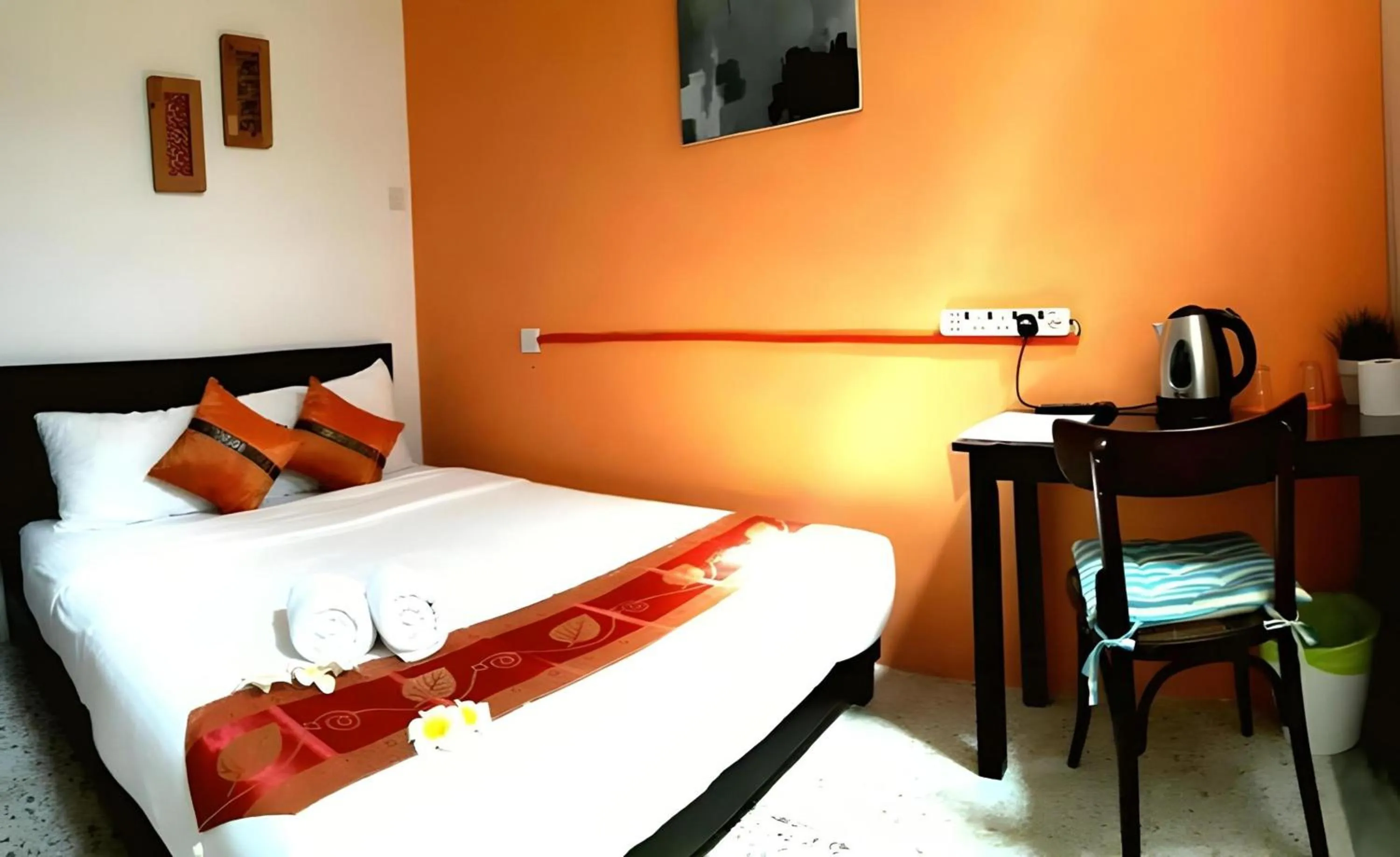 Photo of the whole room in Hotel O Elephant House Boutique Hotel