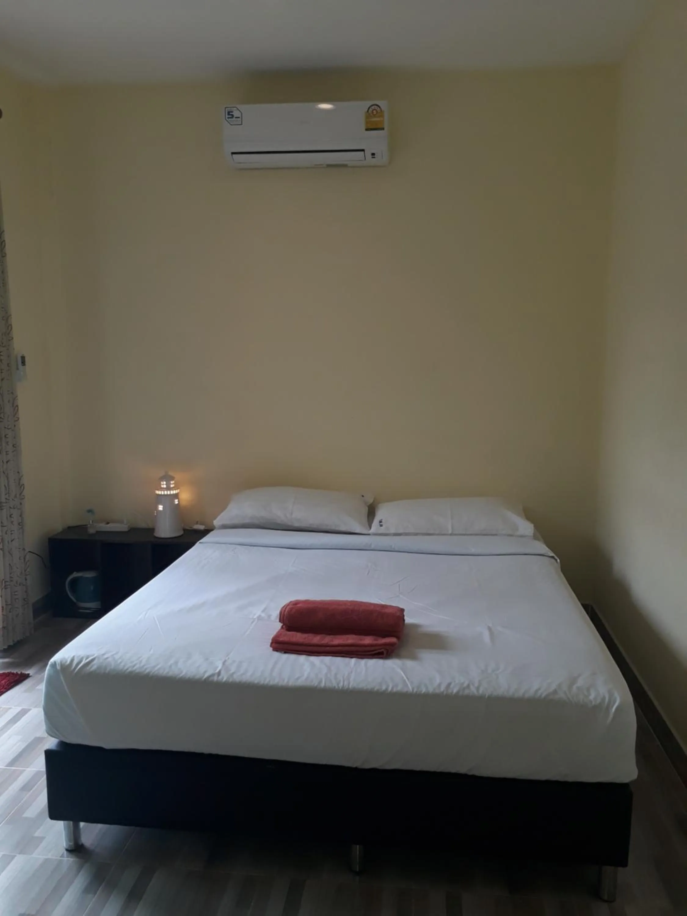 Bed in Khanom Garden Suite