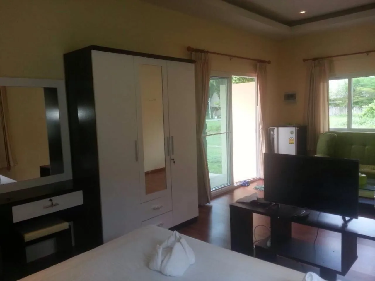 Bed in Khanom Garden Suite