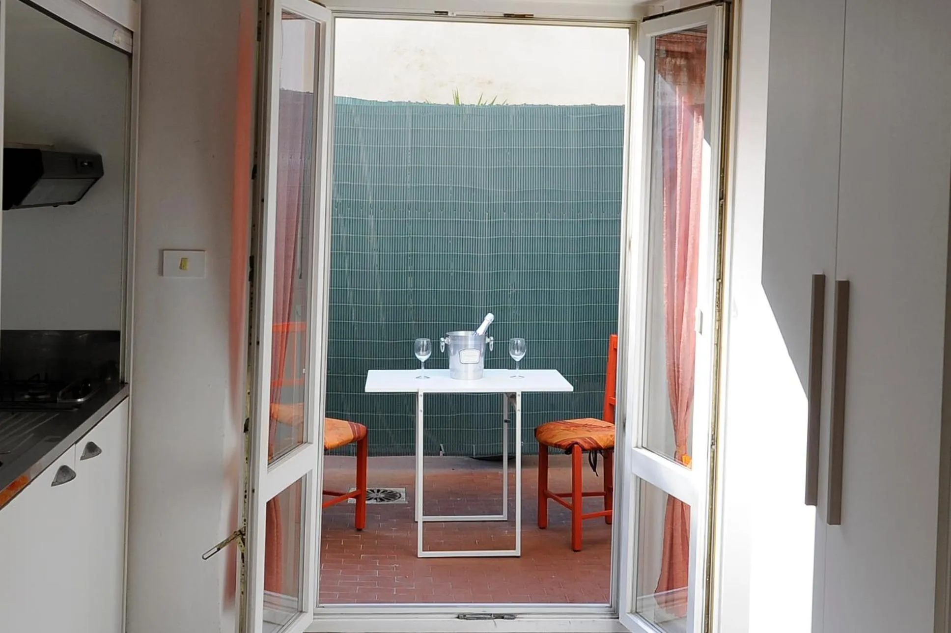 Inner courtyard view in B&B Porta San Frediano