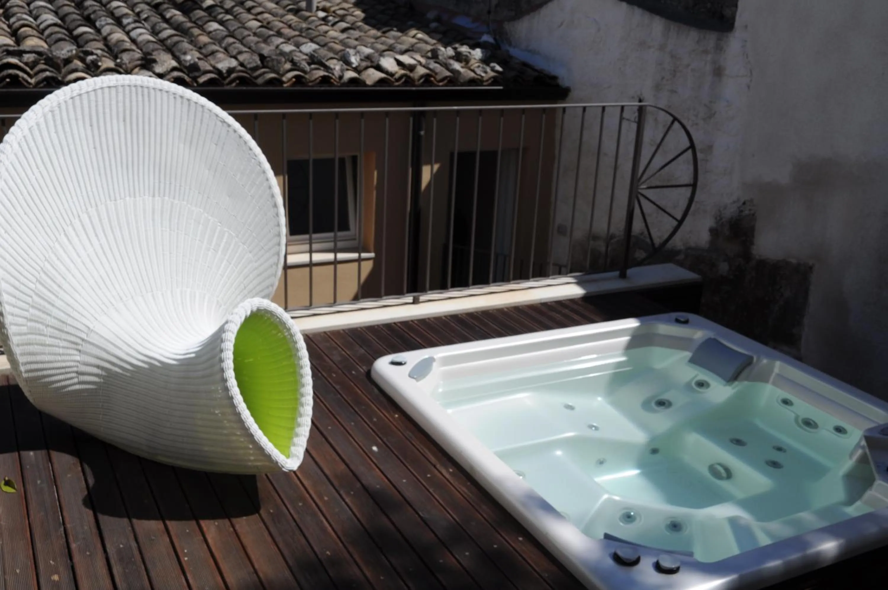 Facade/entrance in Iblainsuite