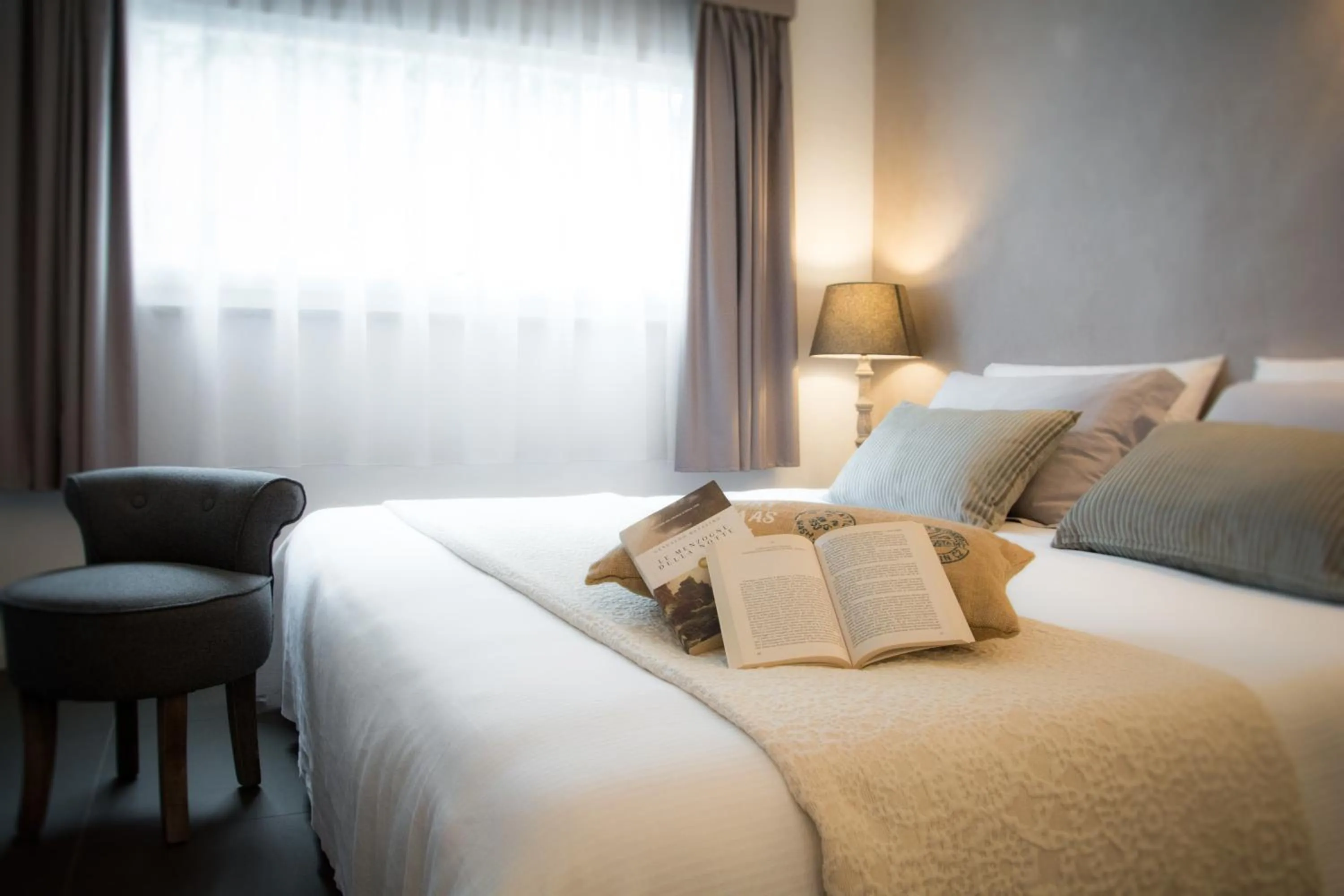 Bedroom, Bed in Iblainsuite