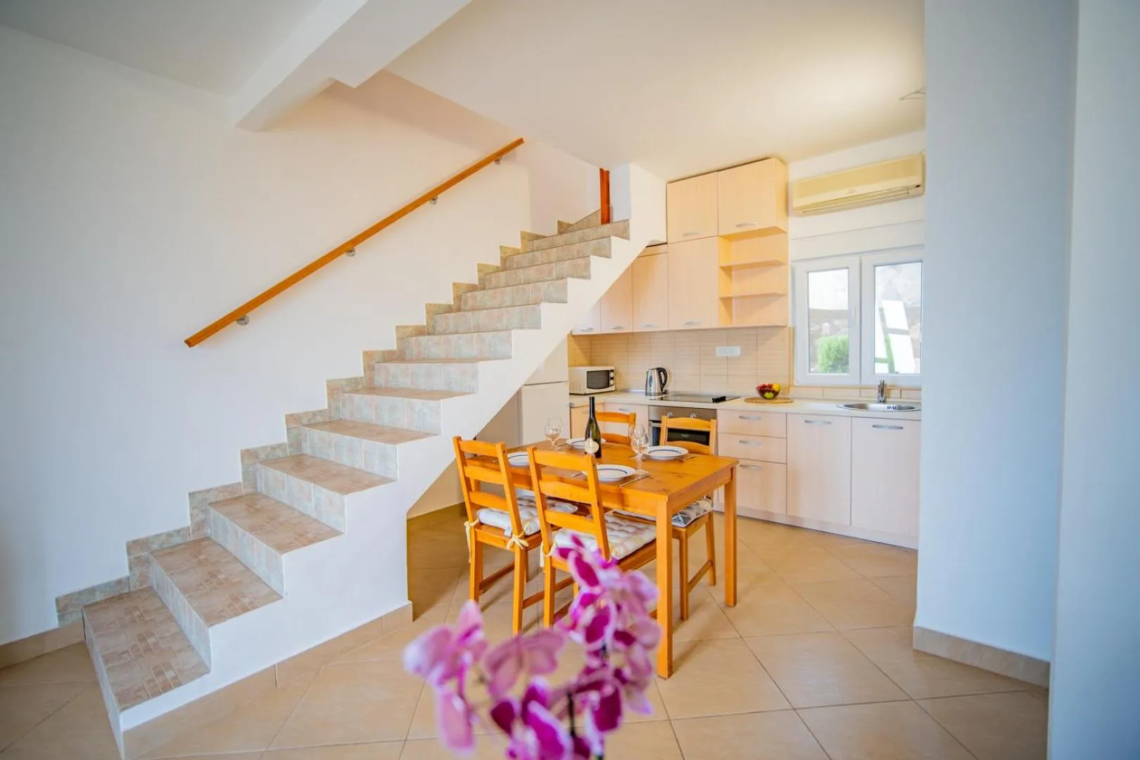 Dining area in Apartments Novo Mulo