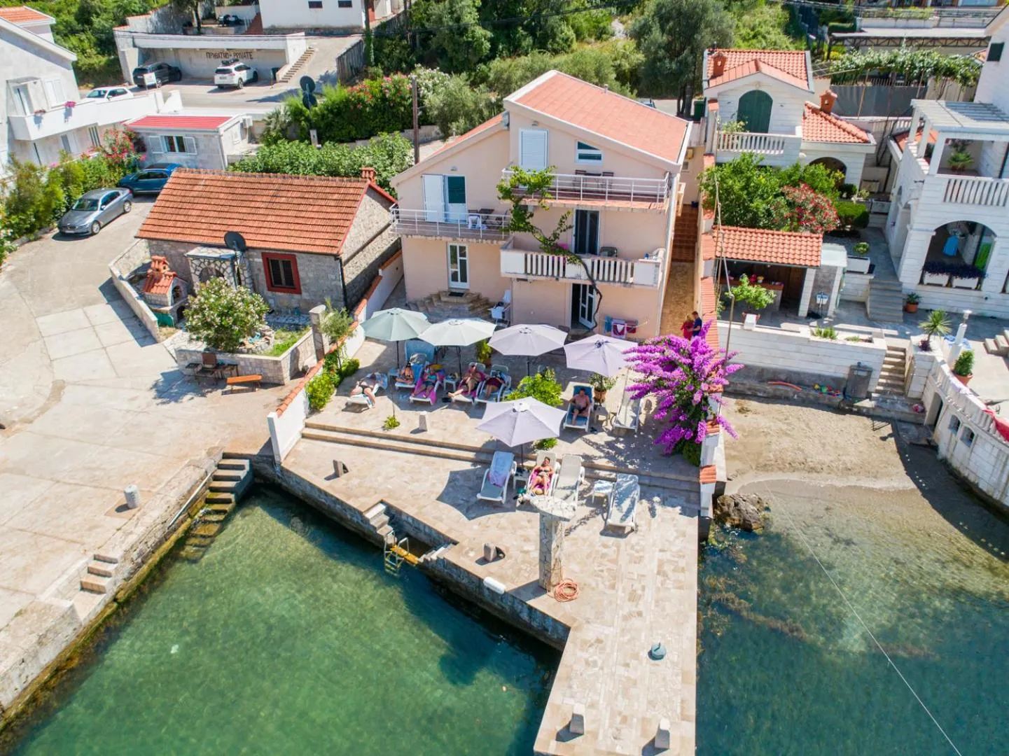 Property building in Apartments Novo Mulo
