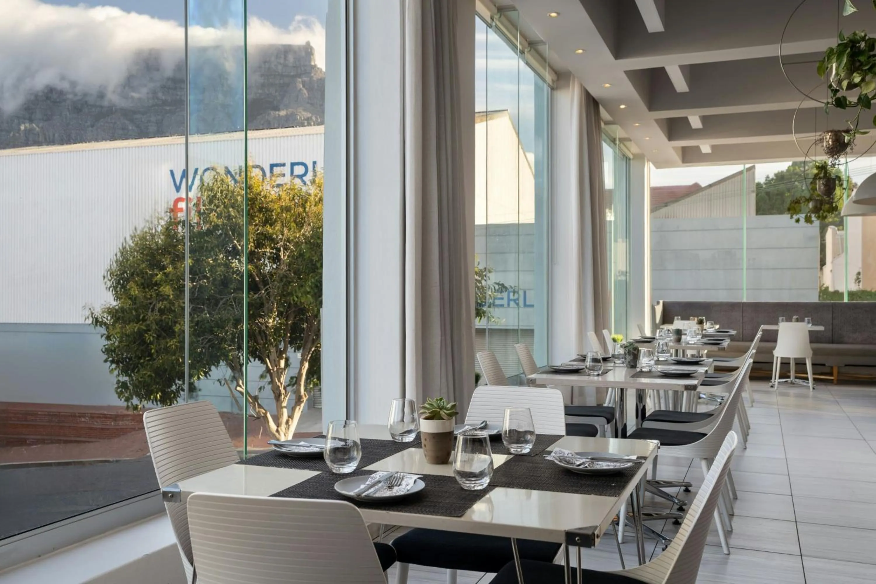 Restaurant/places to eat in Protea Hotel Fire & Ice by Marriott Cape Town