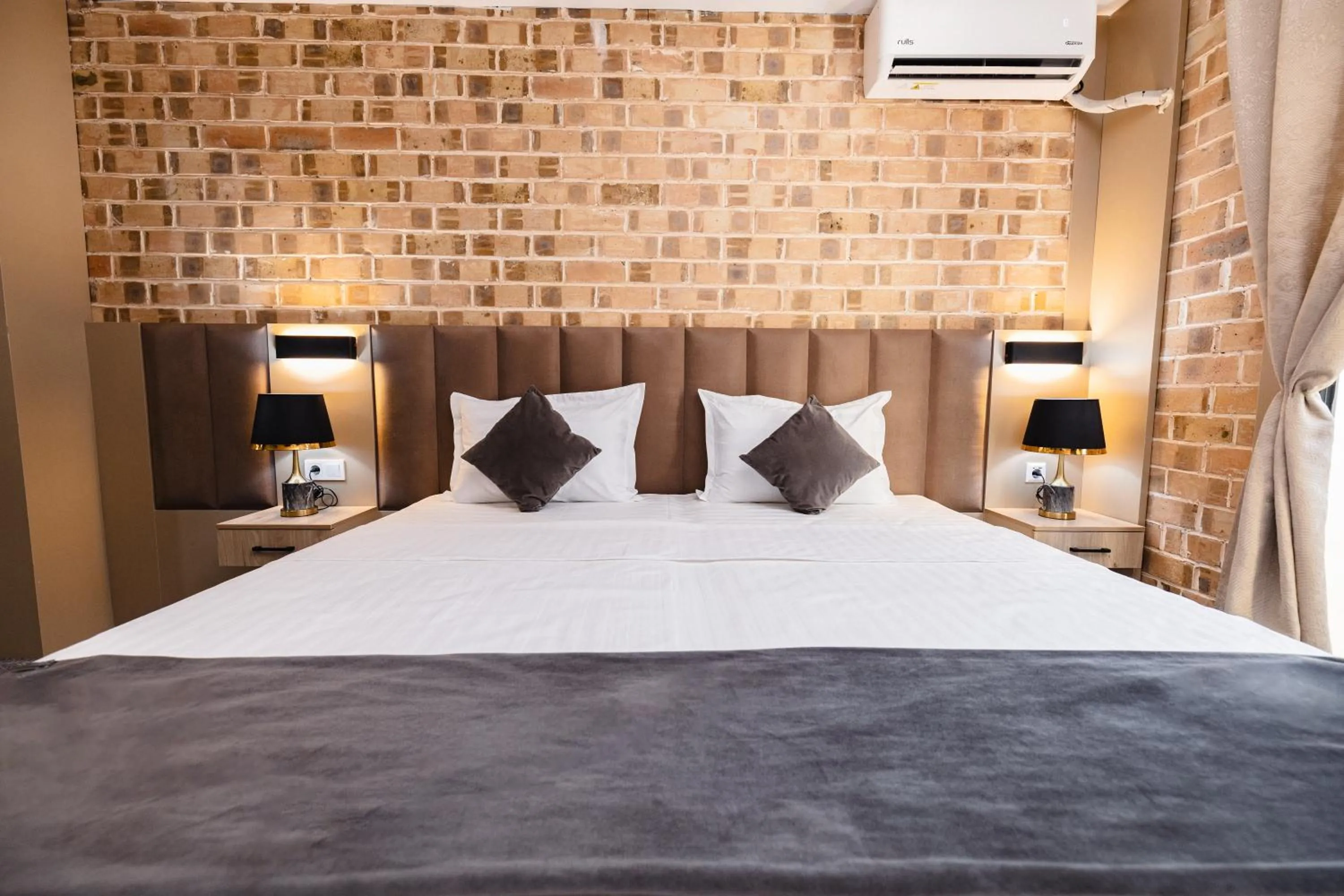 Bed in Art Air hotel