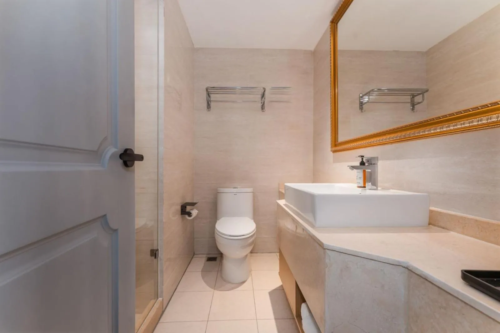 Vienna International Hotel Shanghai Hongqiao International Exhibition Center Cao'an Road Branch