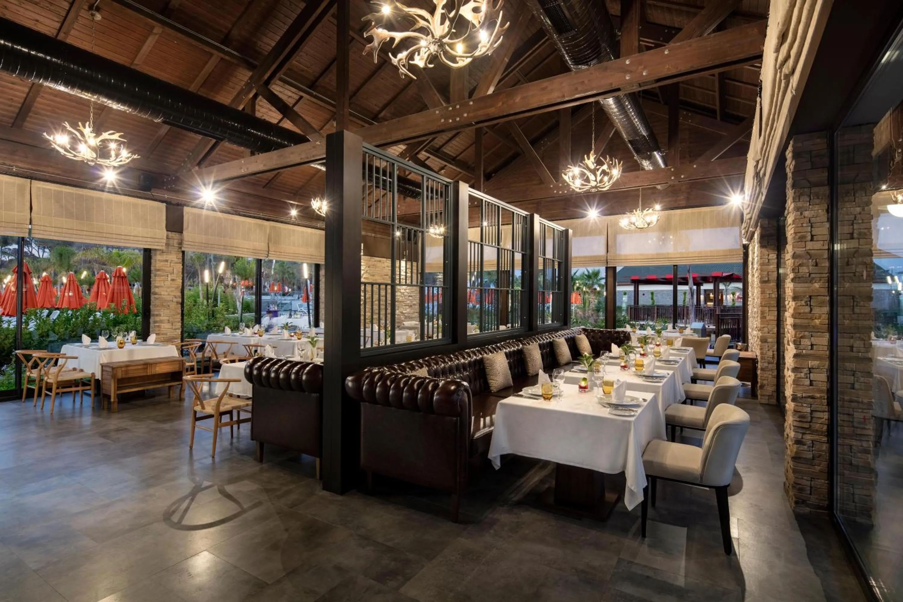 Restaurant/places to eat in Trendy Lara