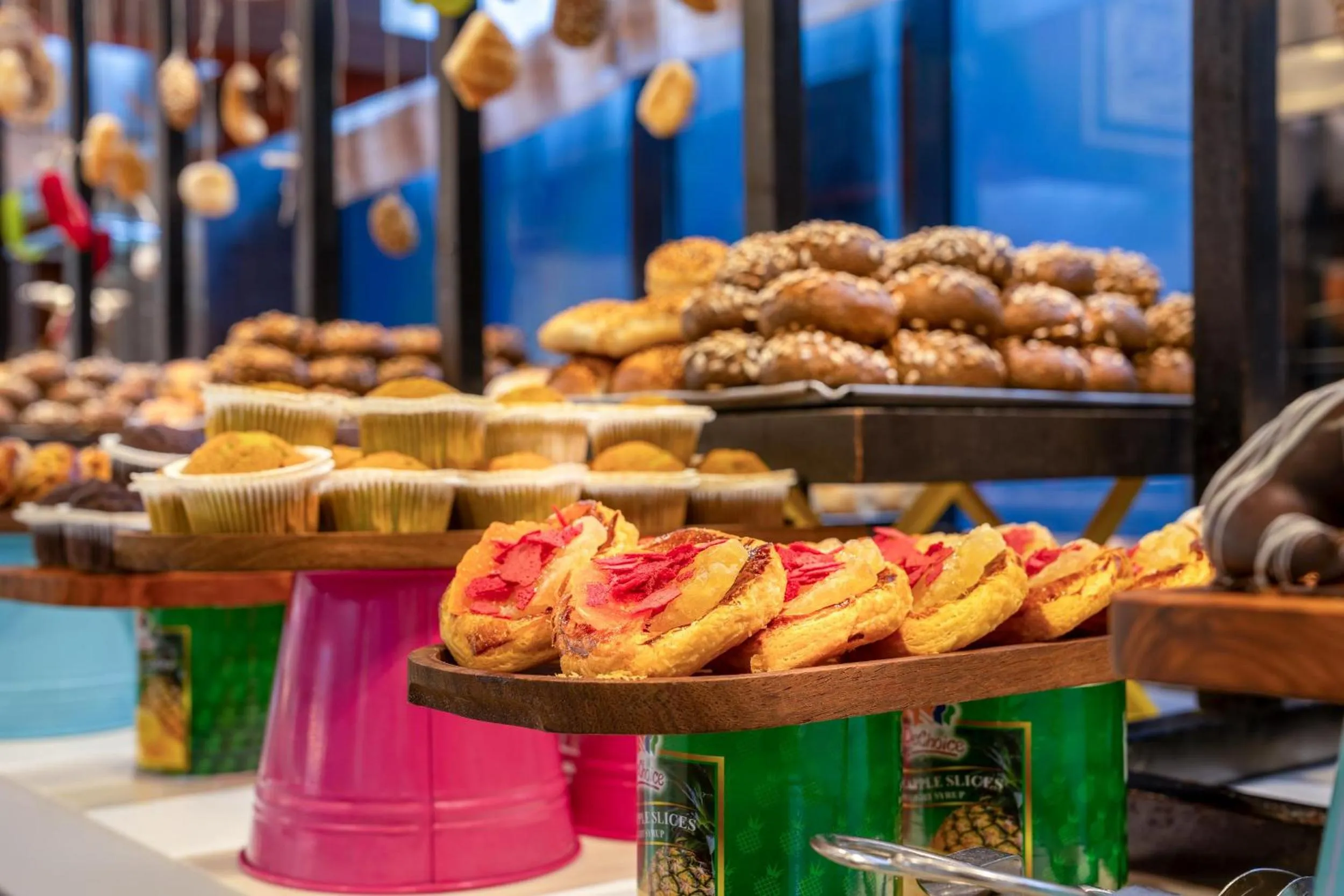 Restaurant/places to eat in Trendy Lara