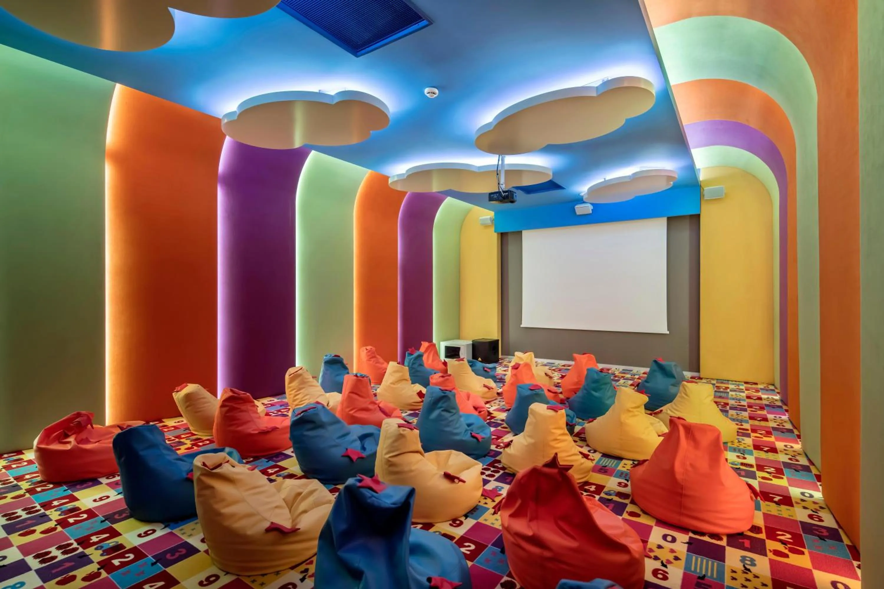 Activities in Trendy Lara