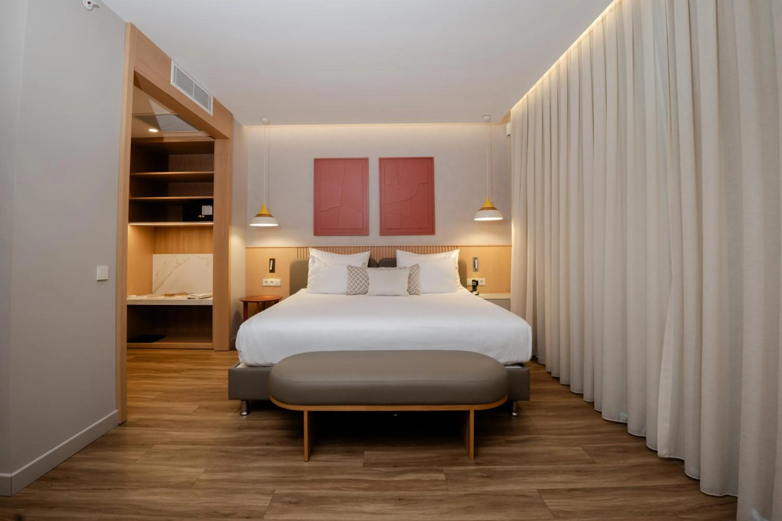 Bedroom, Bed in Trendy Lara